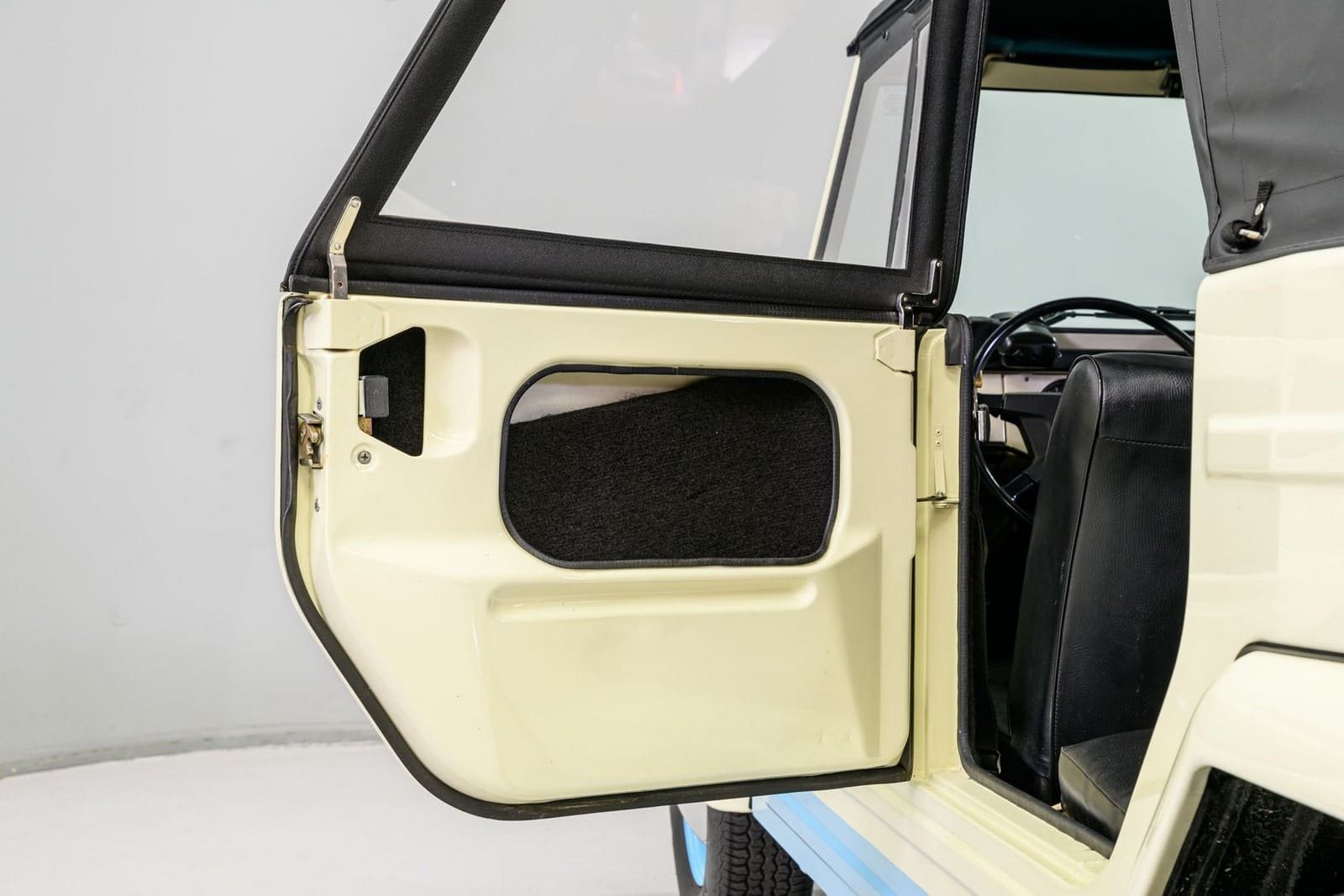 1973 - VOLKSWAGEN THING CAROLINA BLUE & CREAM, foto 12