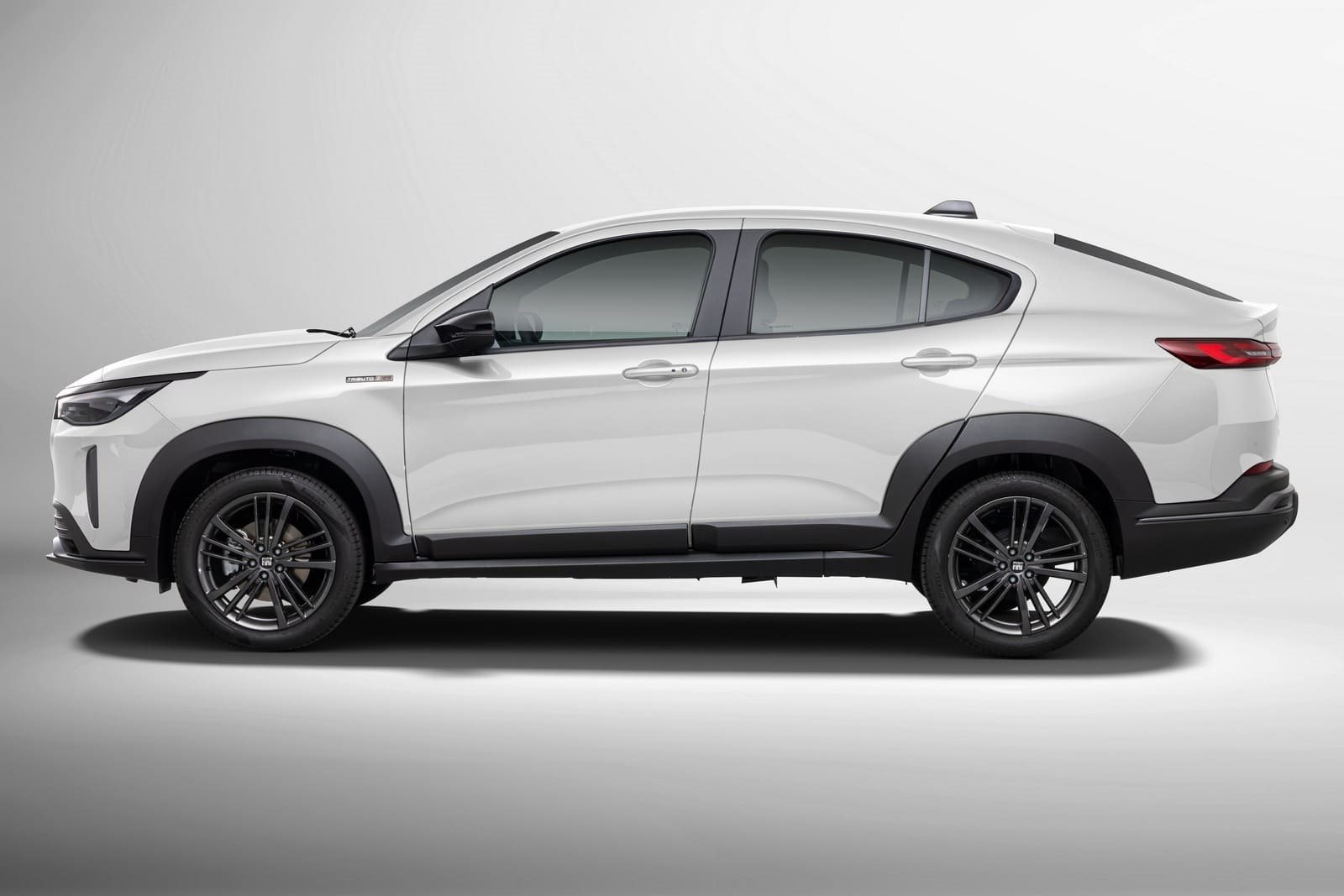 2025 - FIAT FASTBACK TRIBUTO 125, foto 3