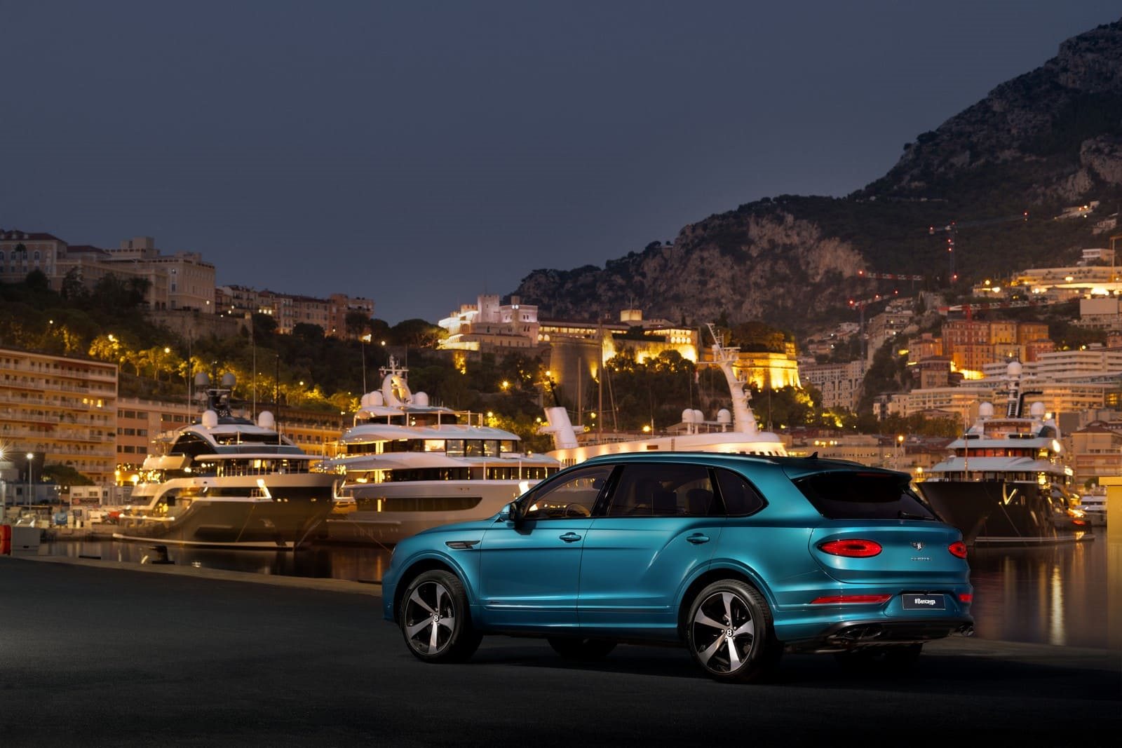 2024 - BENTLEY BENTAYGA EWB AZURE RIVIERA COLLECTION, foto 2