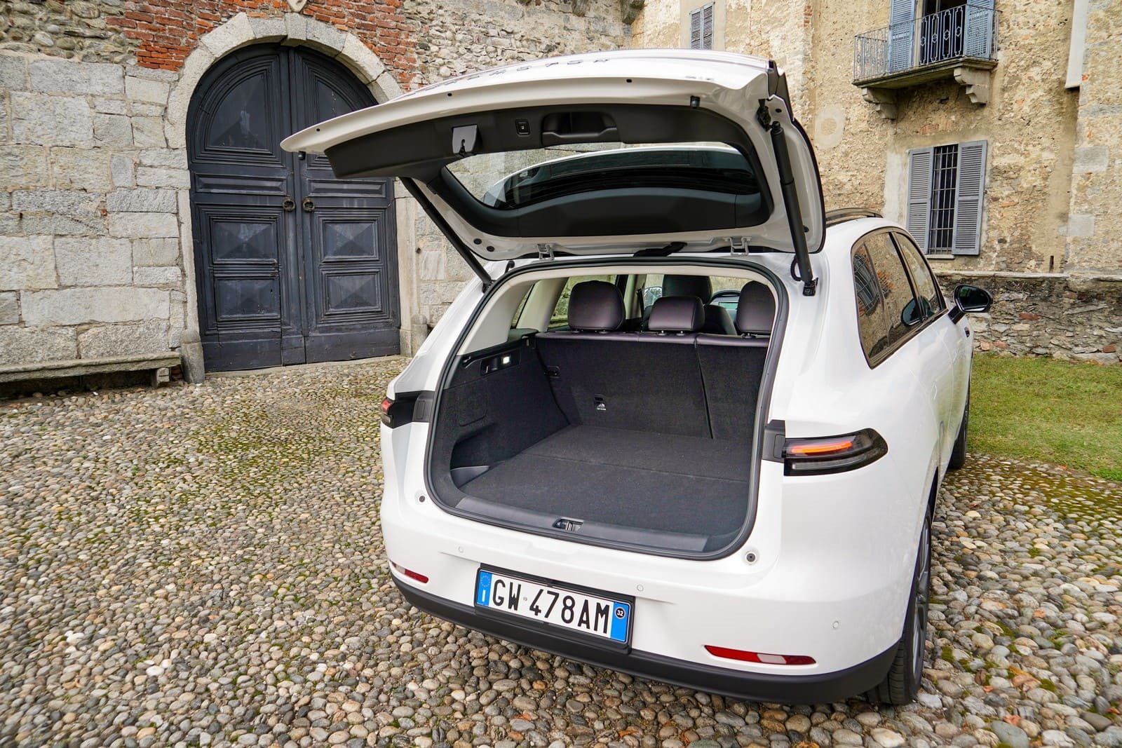LEAPMOTOR C10, foto 28