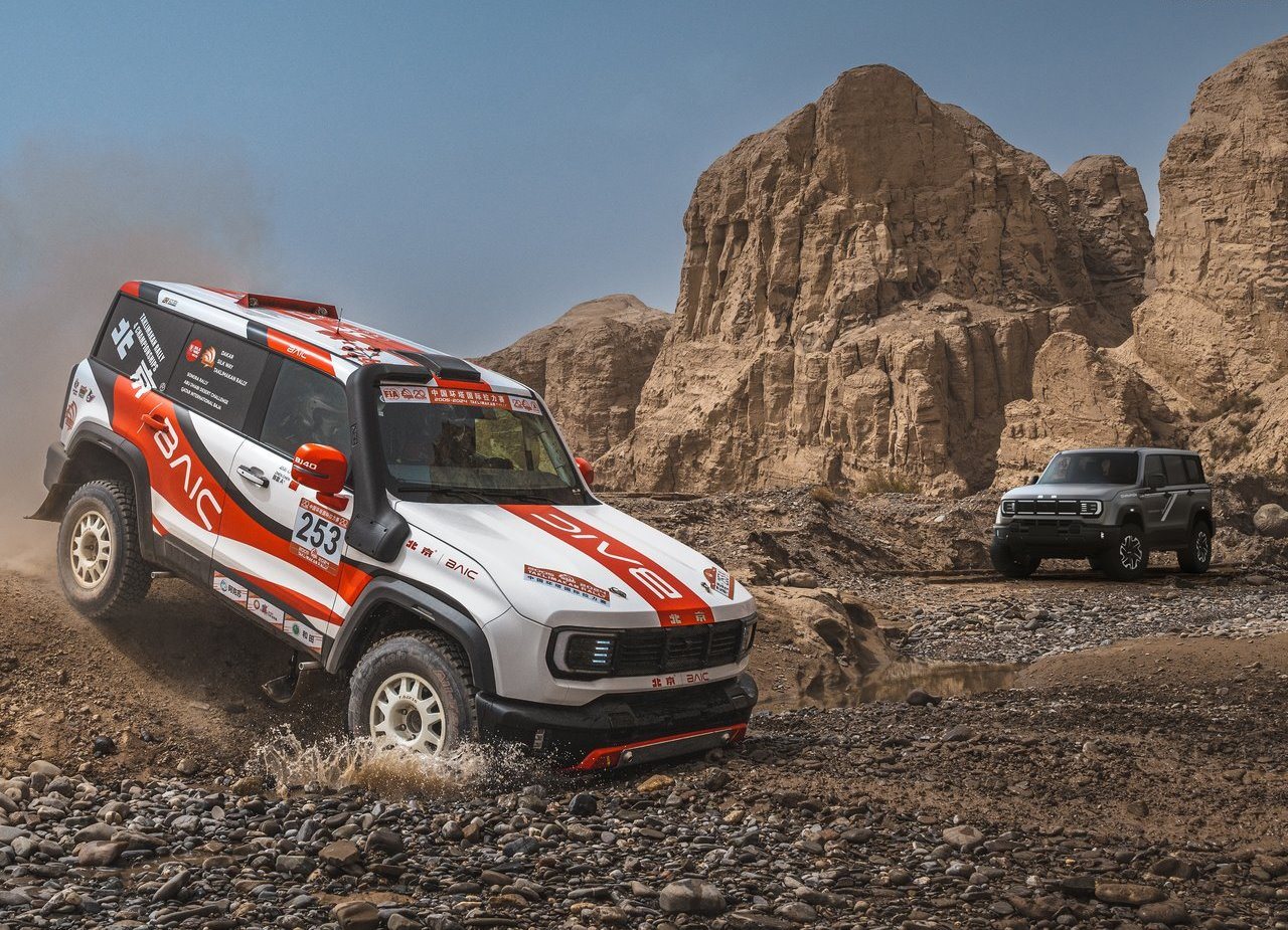 BAIC BEIJING BJ40 TAKLIMAKAN RALLY CHAMPION EDITION, foto 6