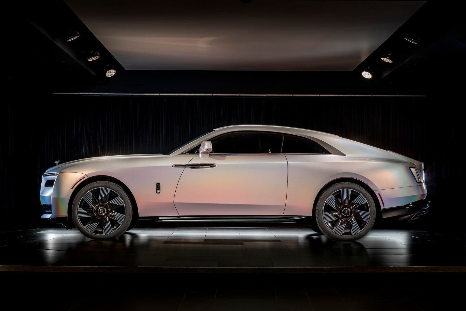 ROLLS-ROYCE SPECTRE LUNAFLAIR, foto 3