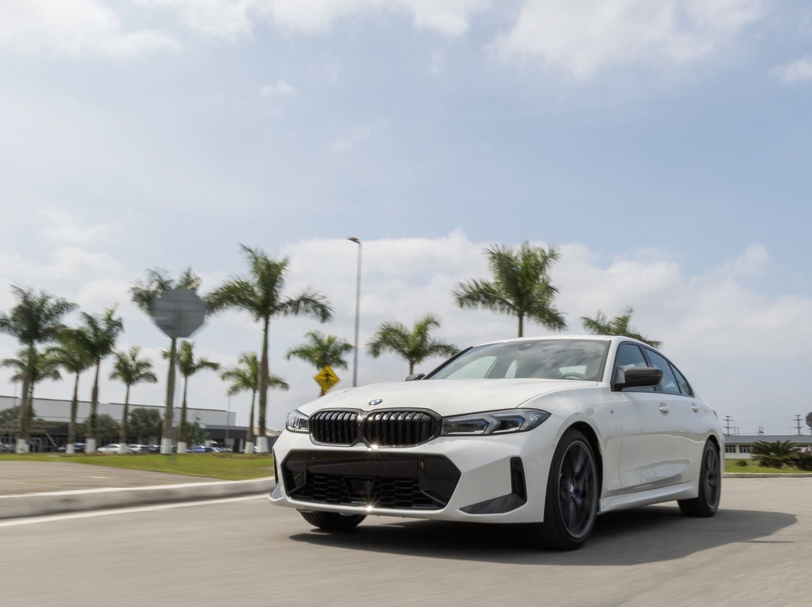 2024 - BMW 320i M SPORT 10TH ANNIVERSARY EDITION, foto 4