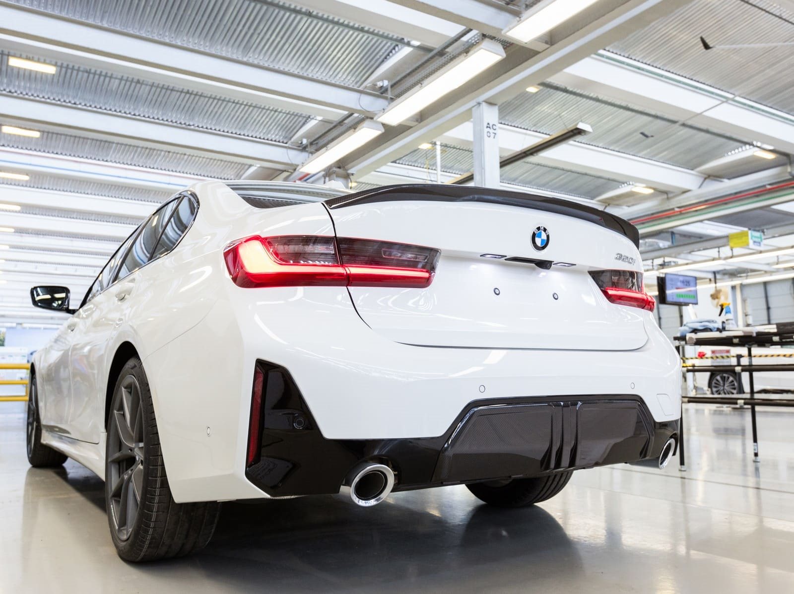2024 - BMW 320i M SPORT 10TH ANNIVERSARY EDITION, foto 15