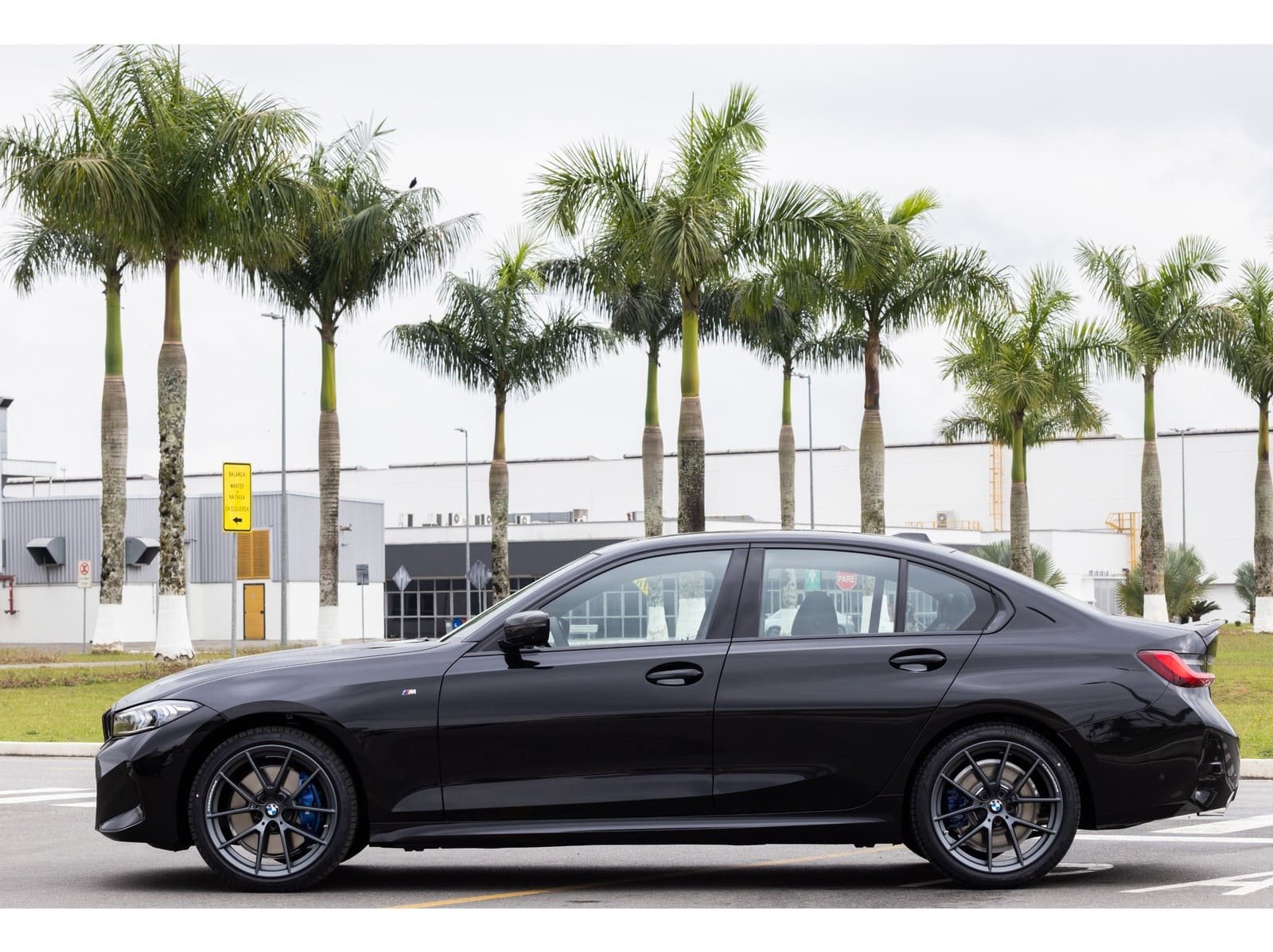 2024 - BMW 320i M SPORT 10TH ANNIVERSARY EDITION, foto 28