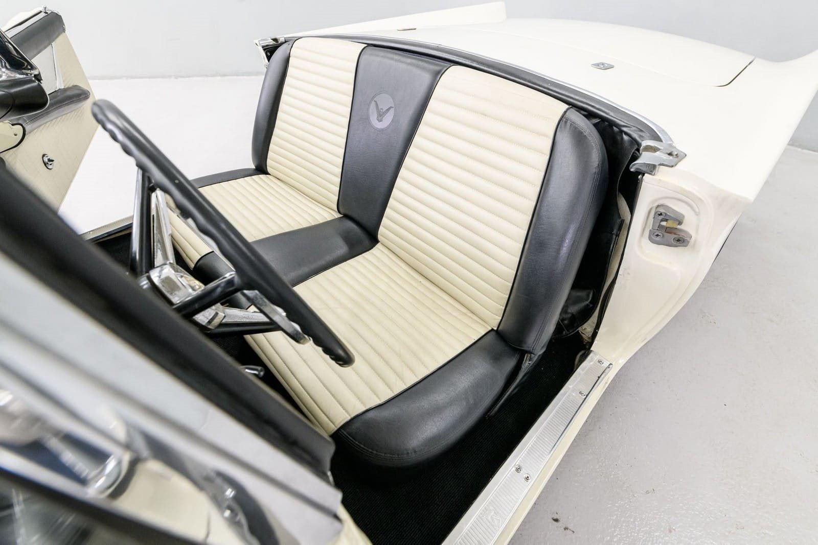 1957 - FORD THUNDERBIRD CLASSIC WHITE, foto 47