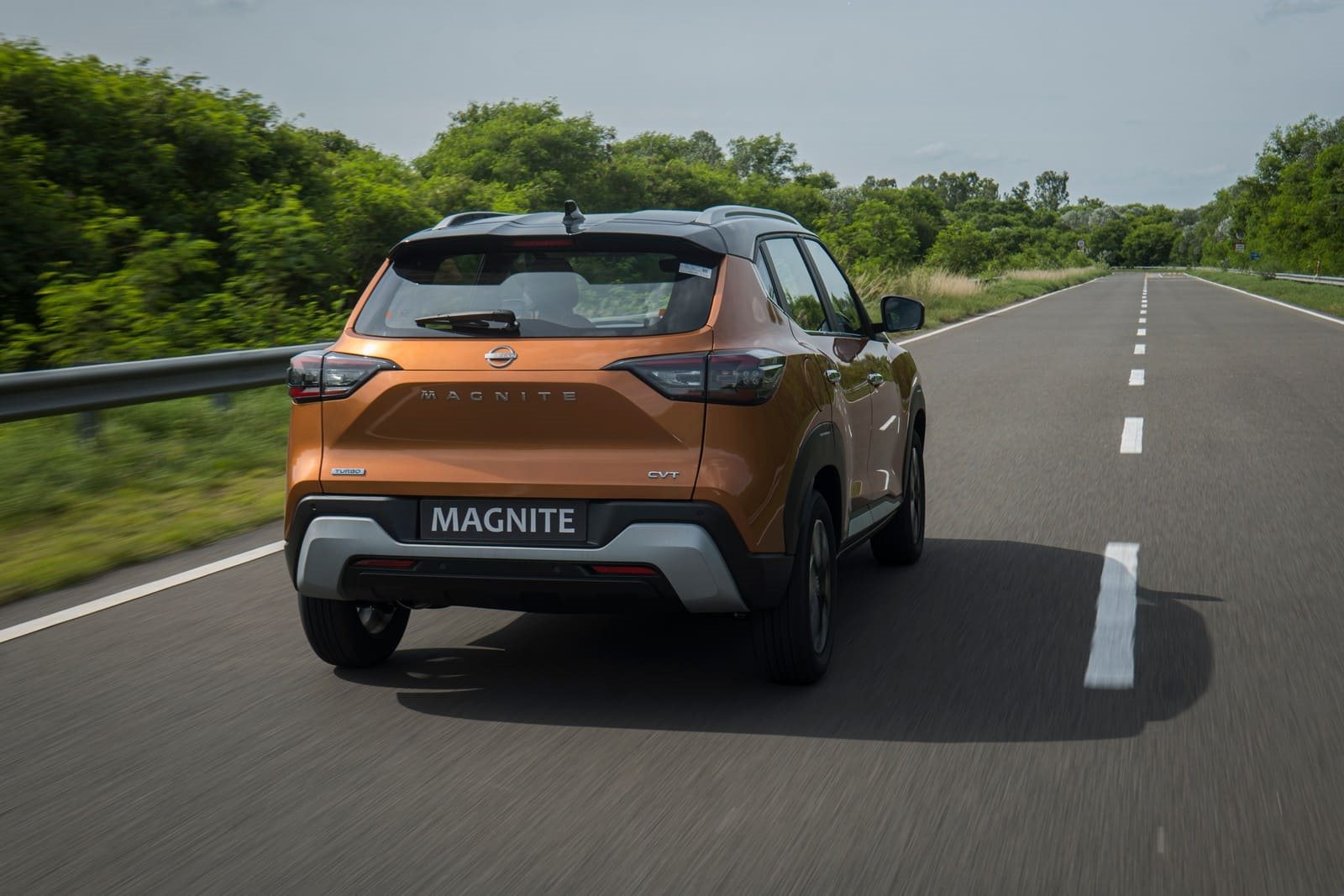 NISSAN MAGNITE, foto 2