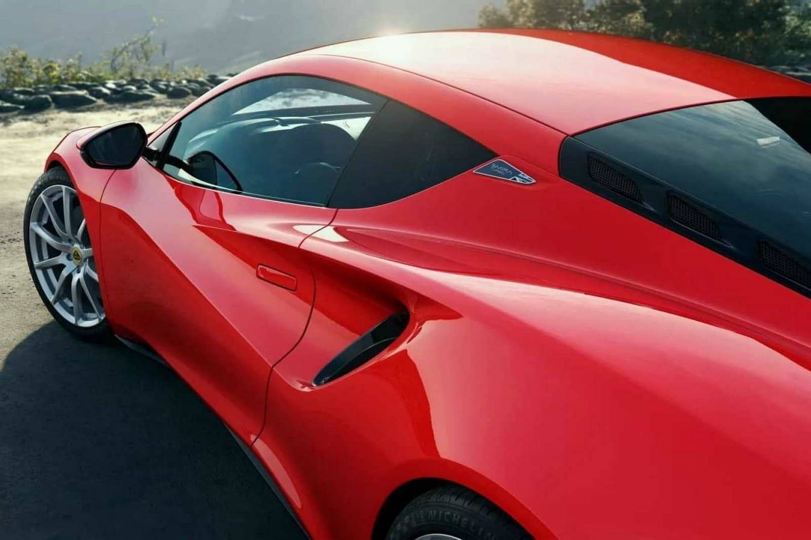 2024 - LOTUS EMIRA SE, foto 3