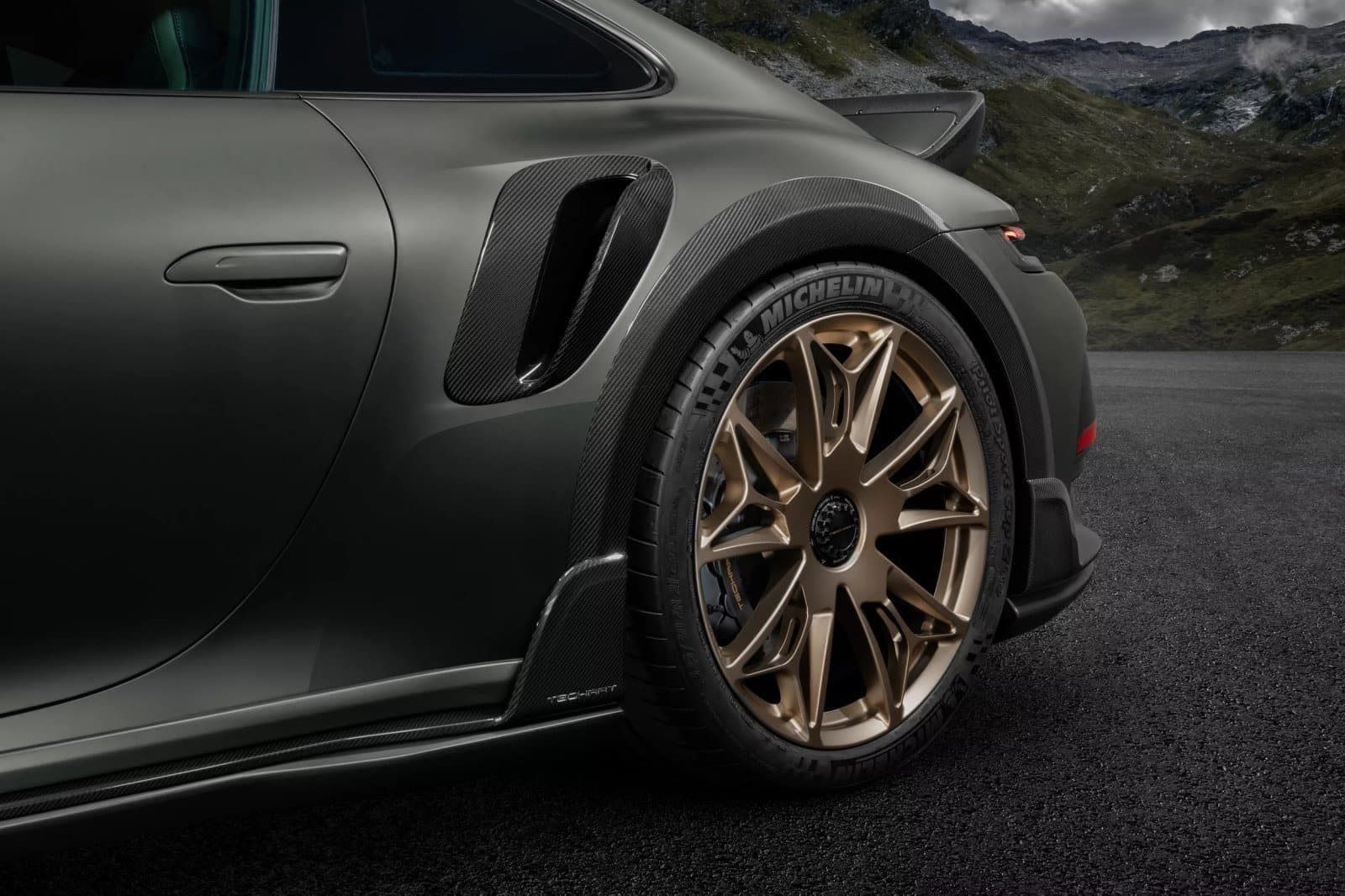 PORSCHE 911 TURBO S TECHART MONOCHROME, foto 8