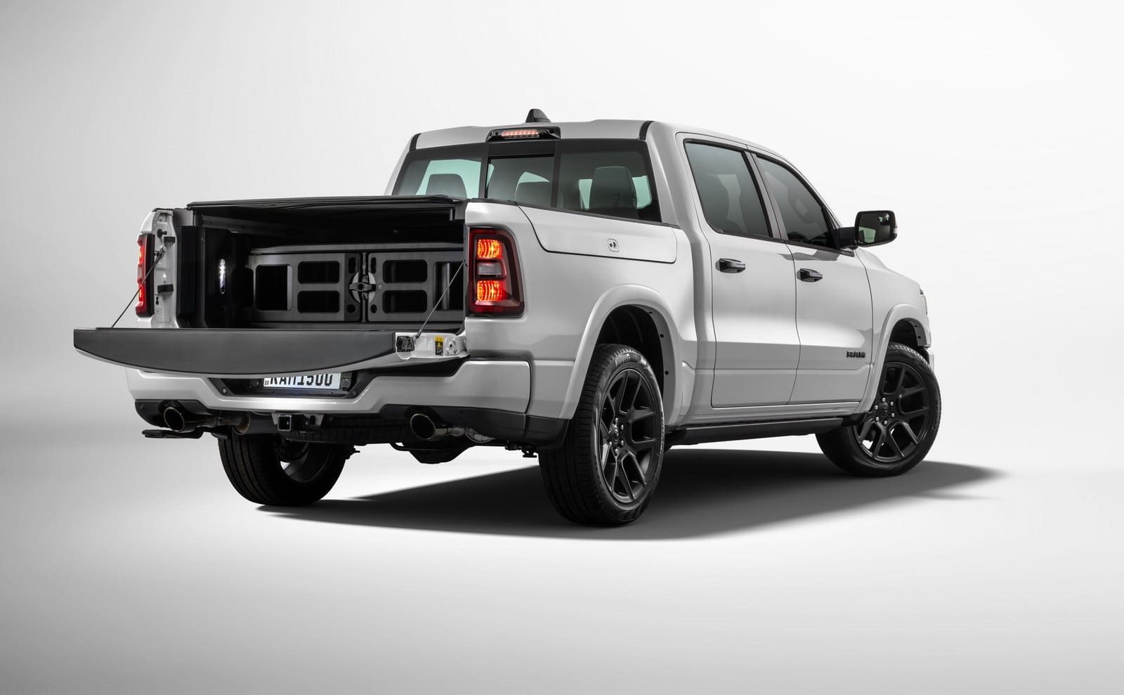 2025 - RAM 1500 LARAMIE NIGHT EDITION, foto 3