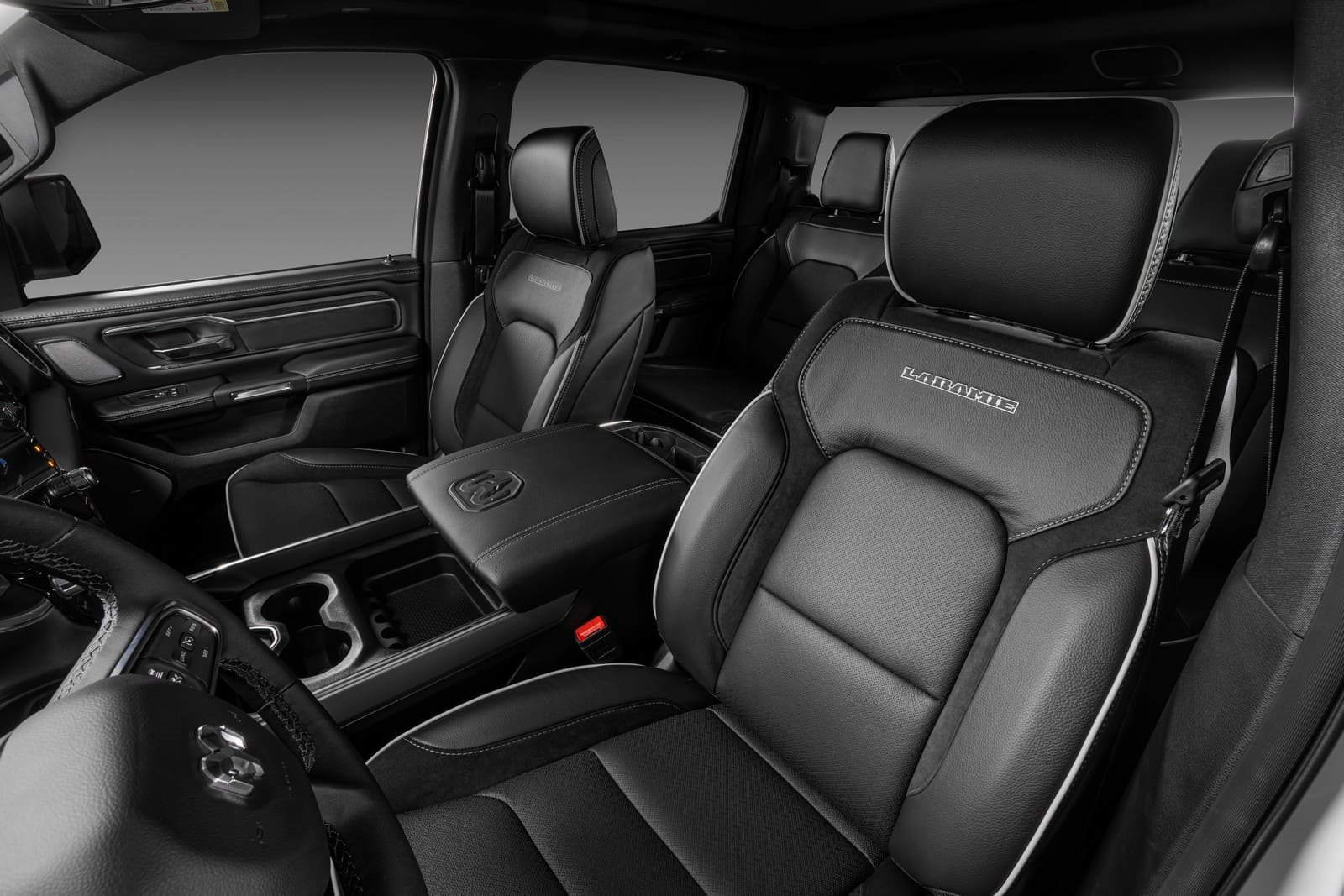 2025 - RAM 1500 LARAMIE NIGHT EDITION, foto 17
