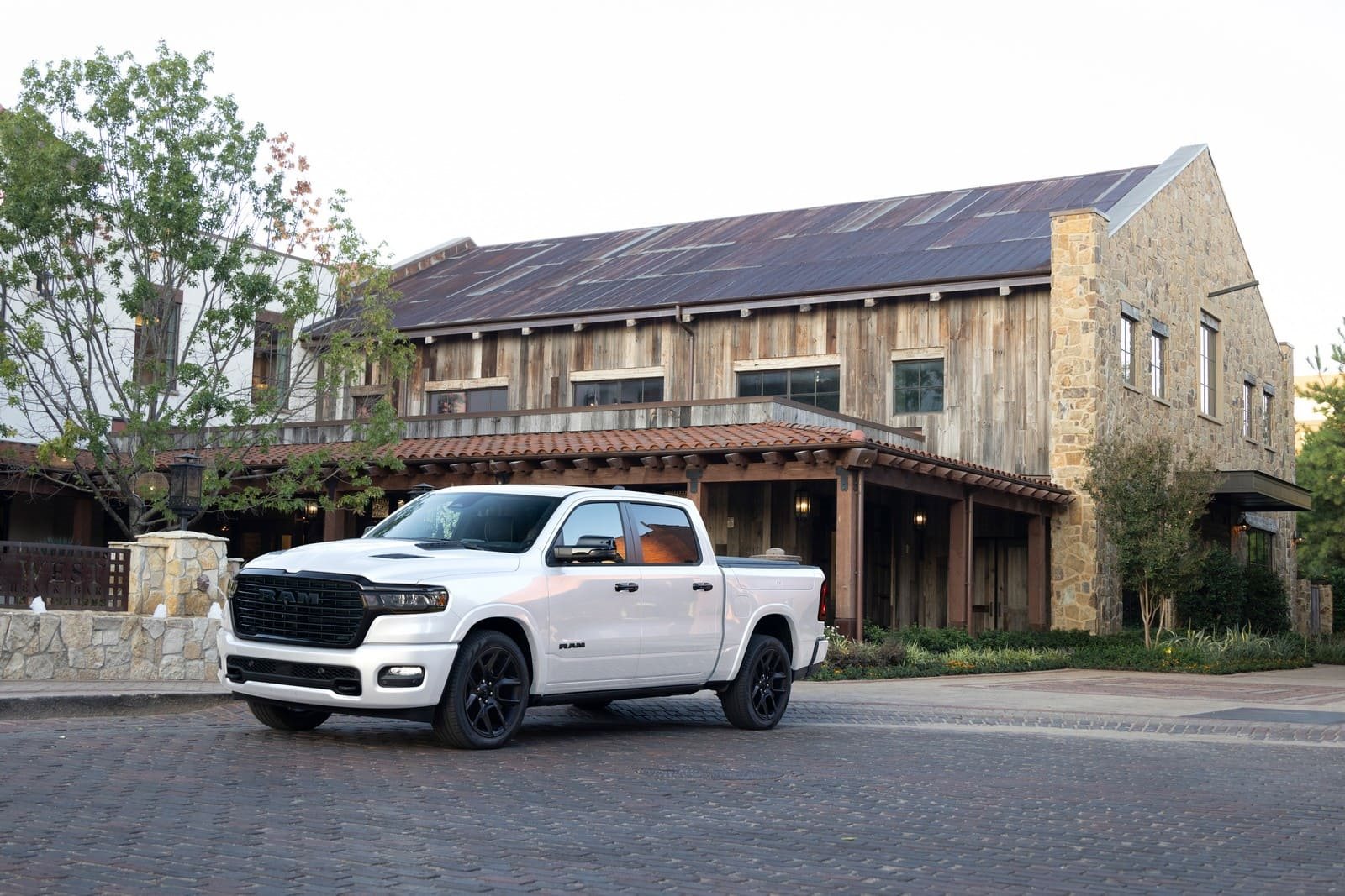 2025 - RAM 1500 LARAMIE NIGHT EDITION, foto 21