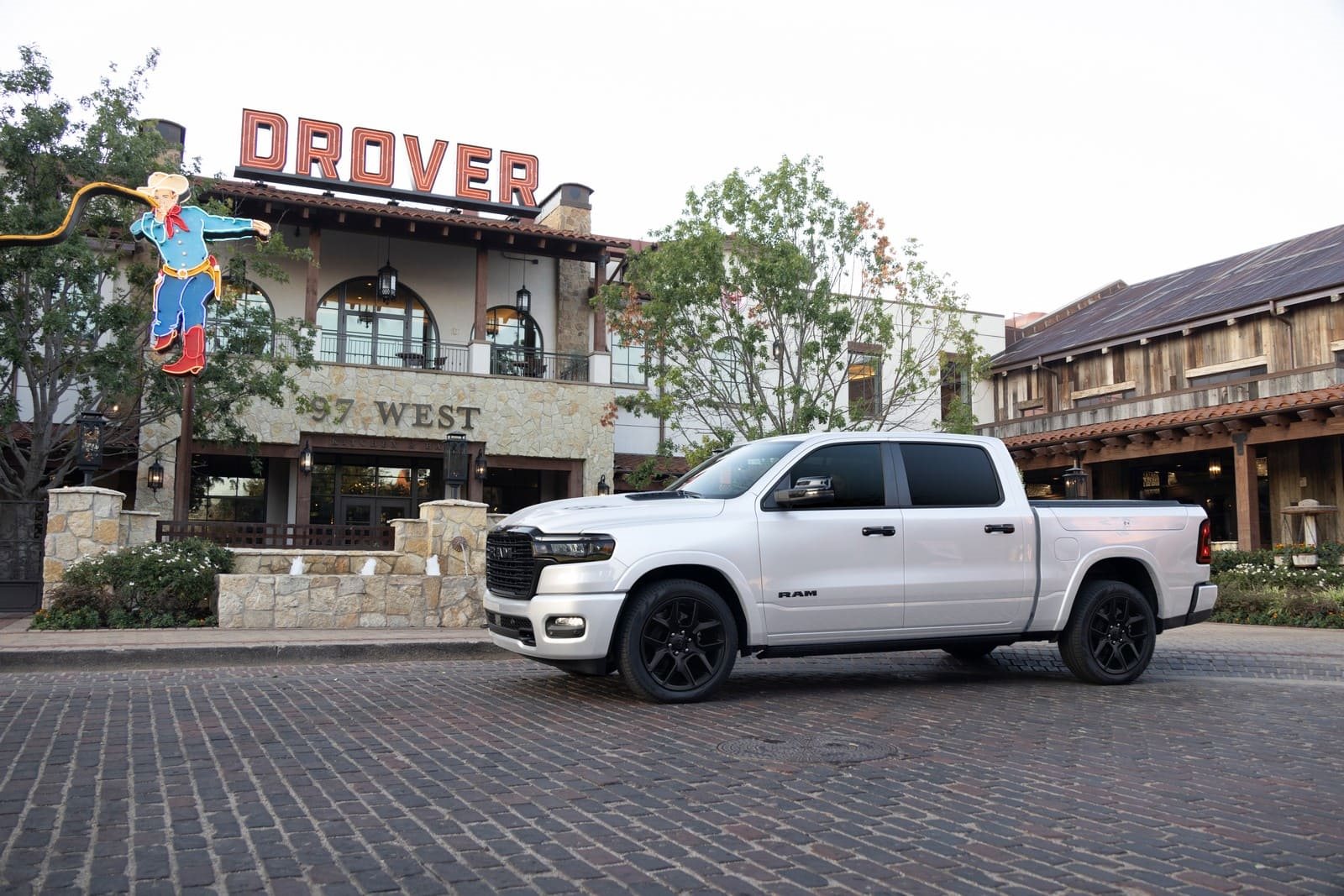 2025 - RAM 1500 LARAMIE NIGHT EDITION, foto 22