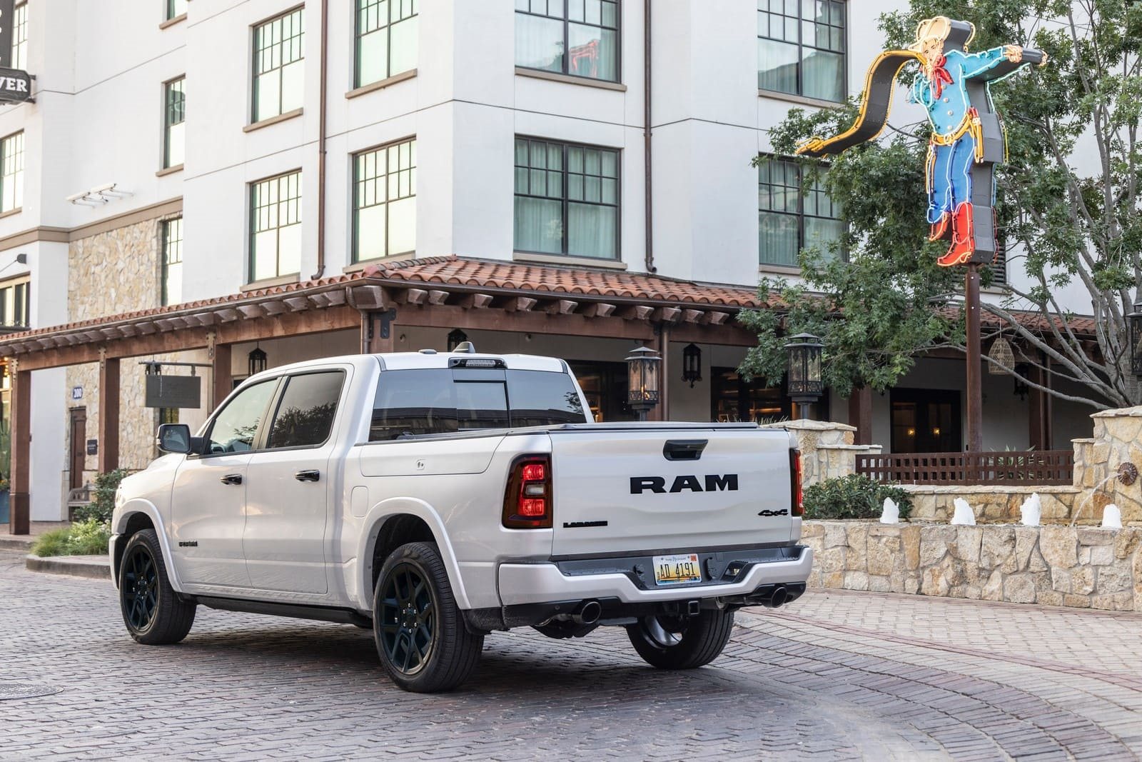 2025 - RAM 1500 LARAMIE NIGHT EDITION, foto 26