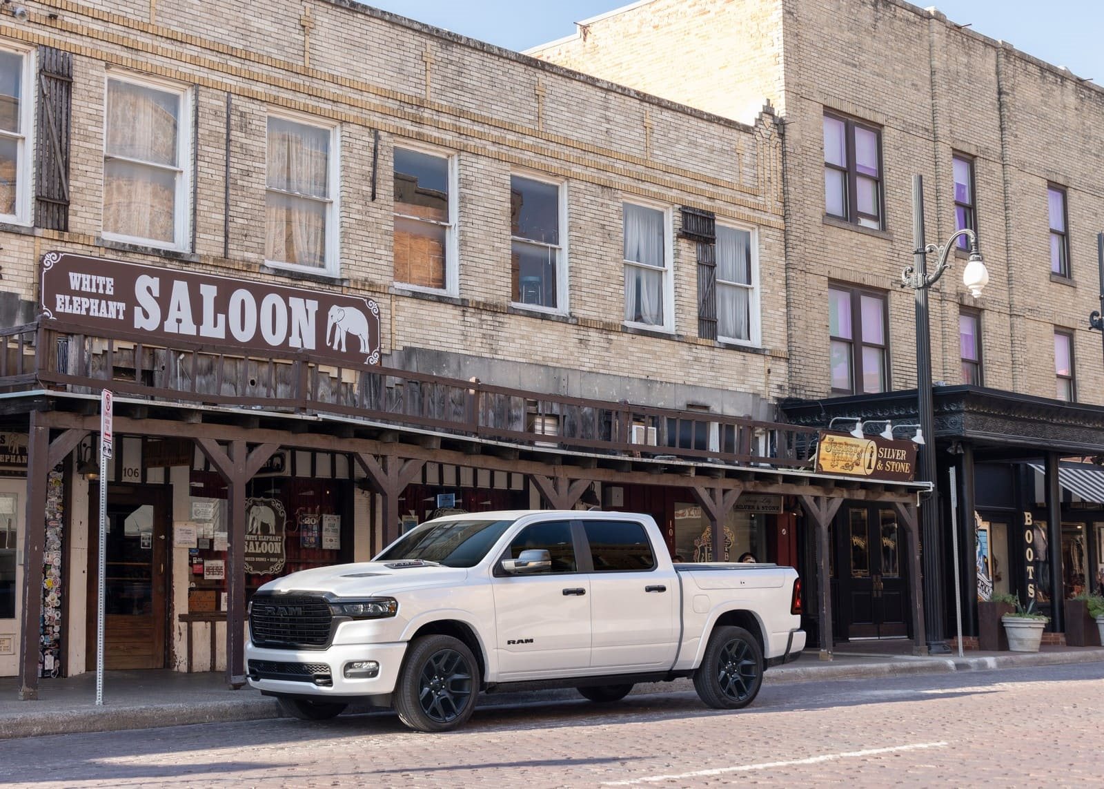 2025 - RAM 1500 LARAMIE NIGHT EDITION, foto 34