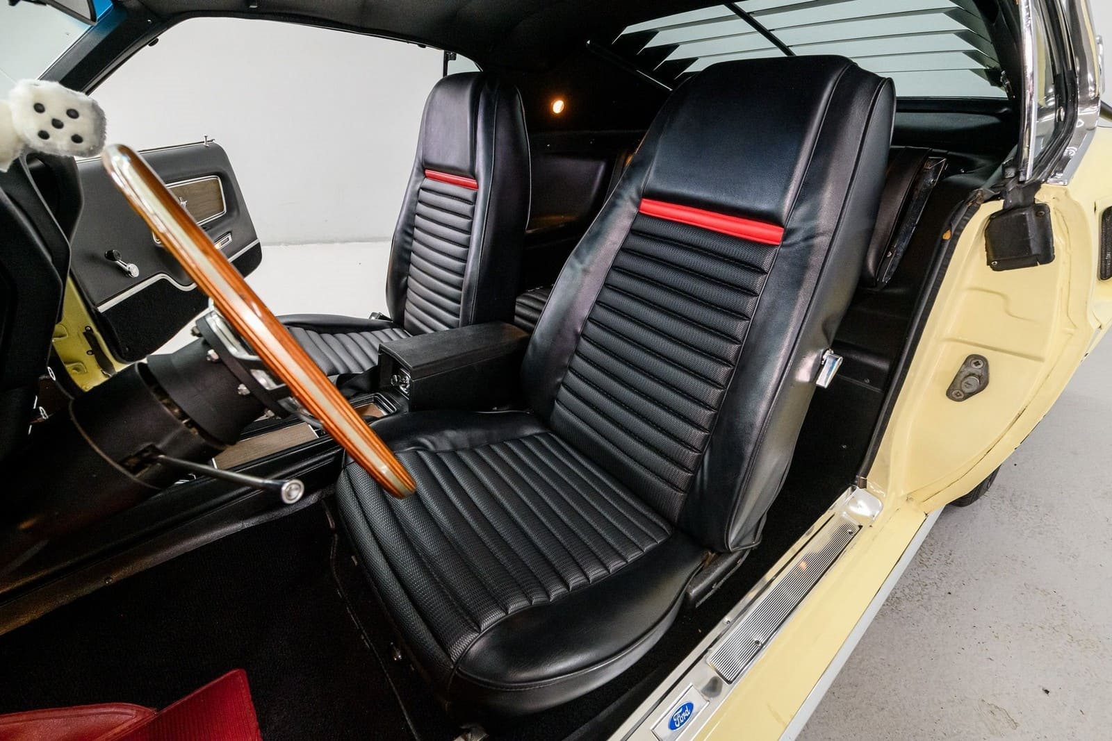 1969 - FORD MUSTANG MACH 1 MEADOWLARK YELLOW, foto 21