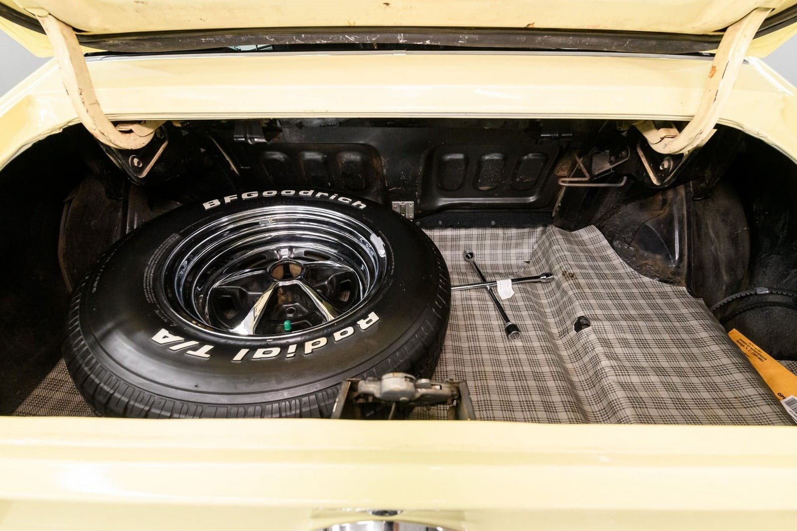 1969 - FORD MUSTANG MACH 1 MEADOWLARK YELLOW, foto 27