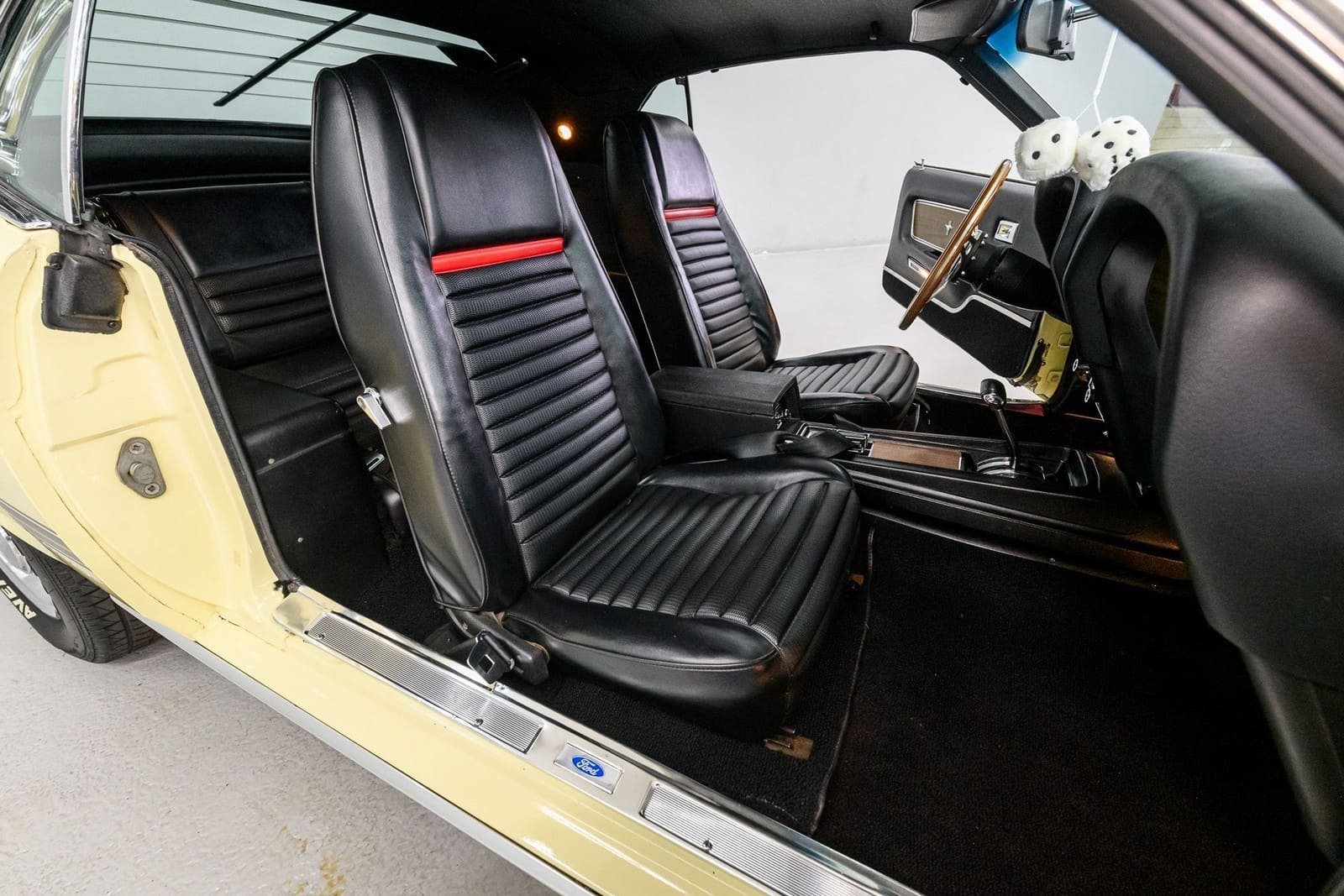1969 - FORD MUSTANG MACH 1 MEADOWLARK YELLOW, foto 43