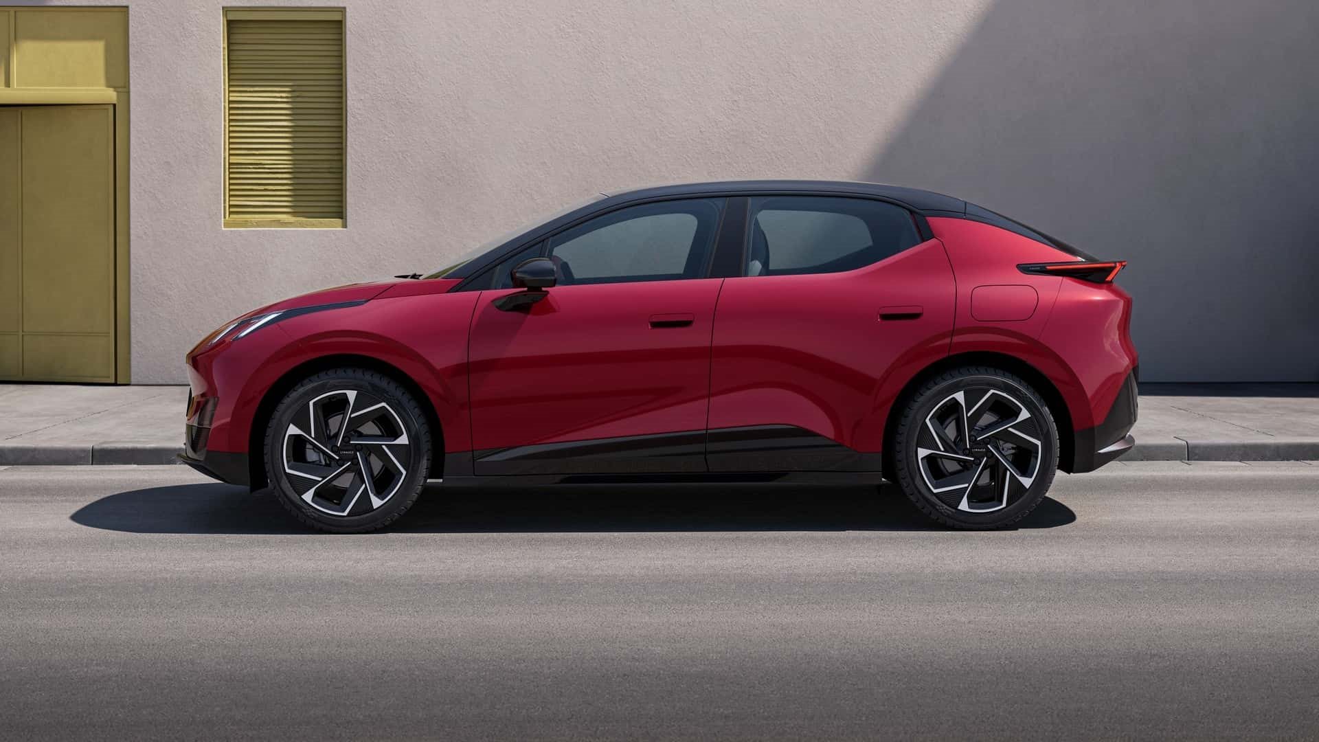 LYNK & CO 02, foto 2