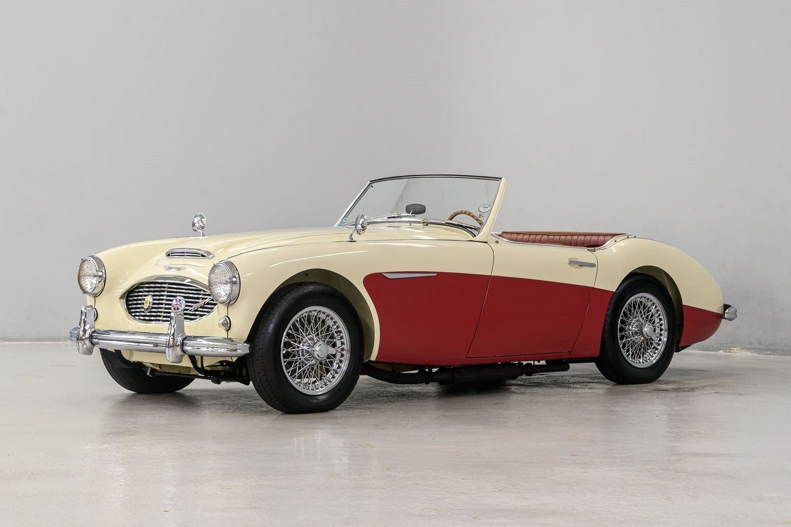 1960 - AUSTIN-HEALEY 3000 MK-I BT7 CREAM/RED, foto 1