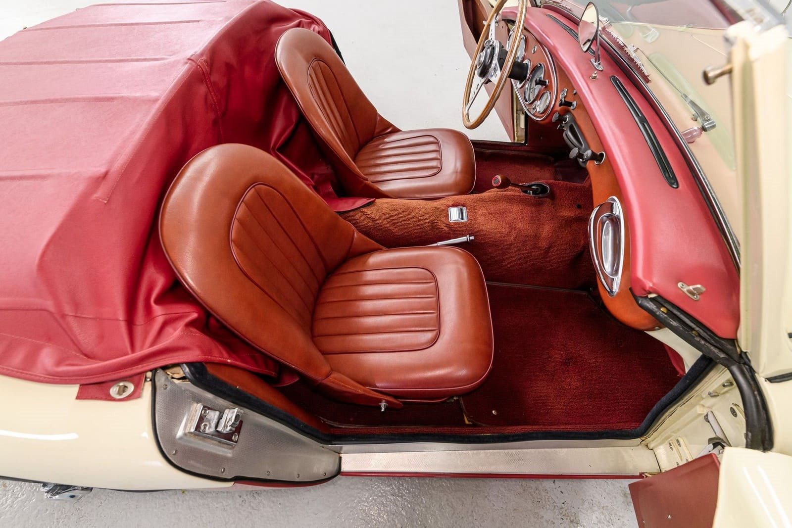 1960 - AUSTIN-HEALEY 3000 MK-I BT7 CREAM/RED, foto 12