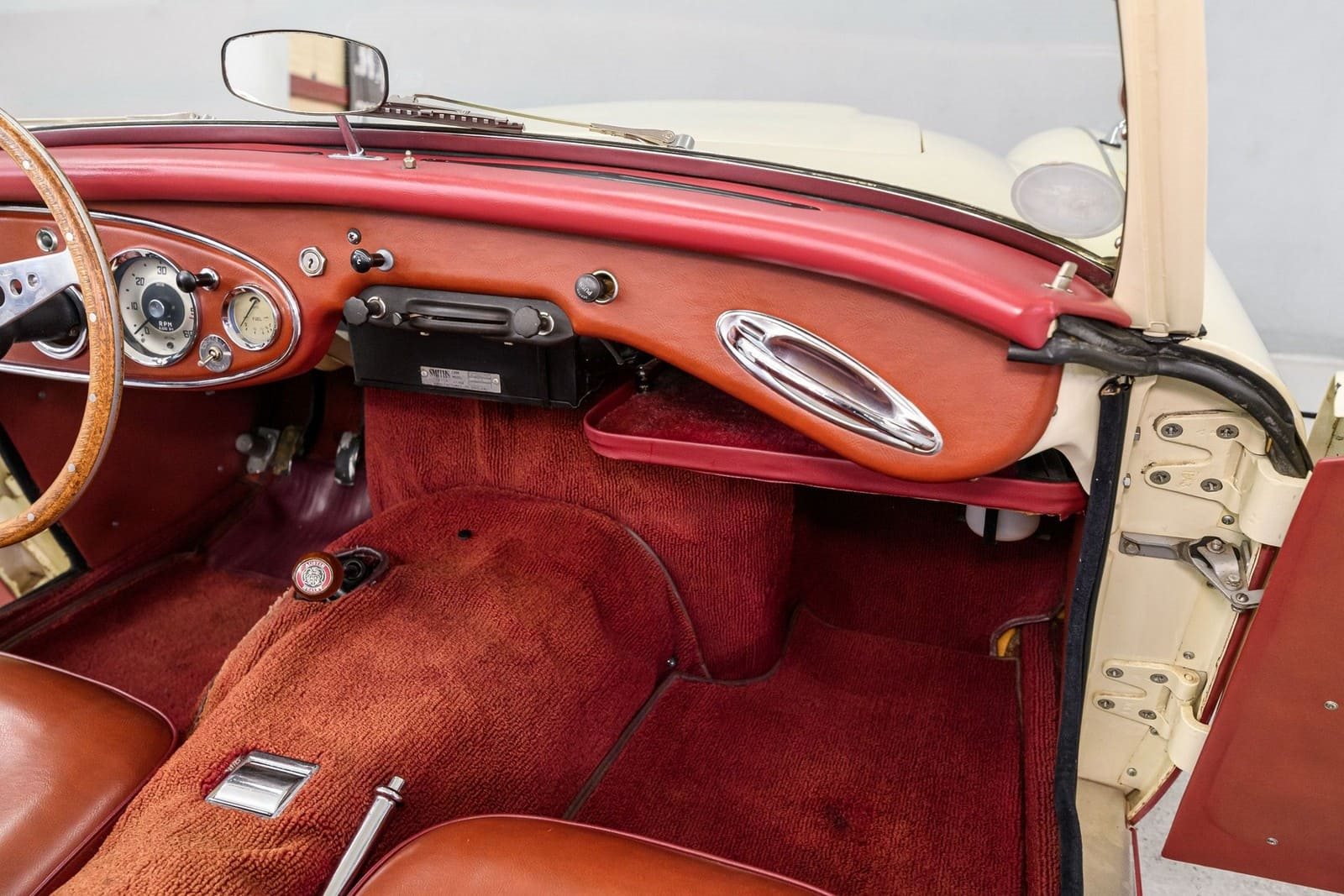 1960 - AUSTIN-HEALEY 3000 MK-I BT7 CREAM/RED, foto 19