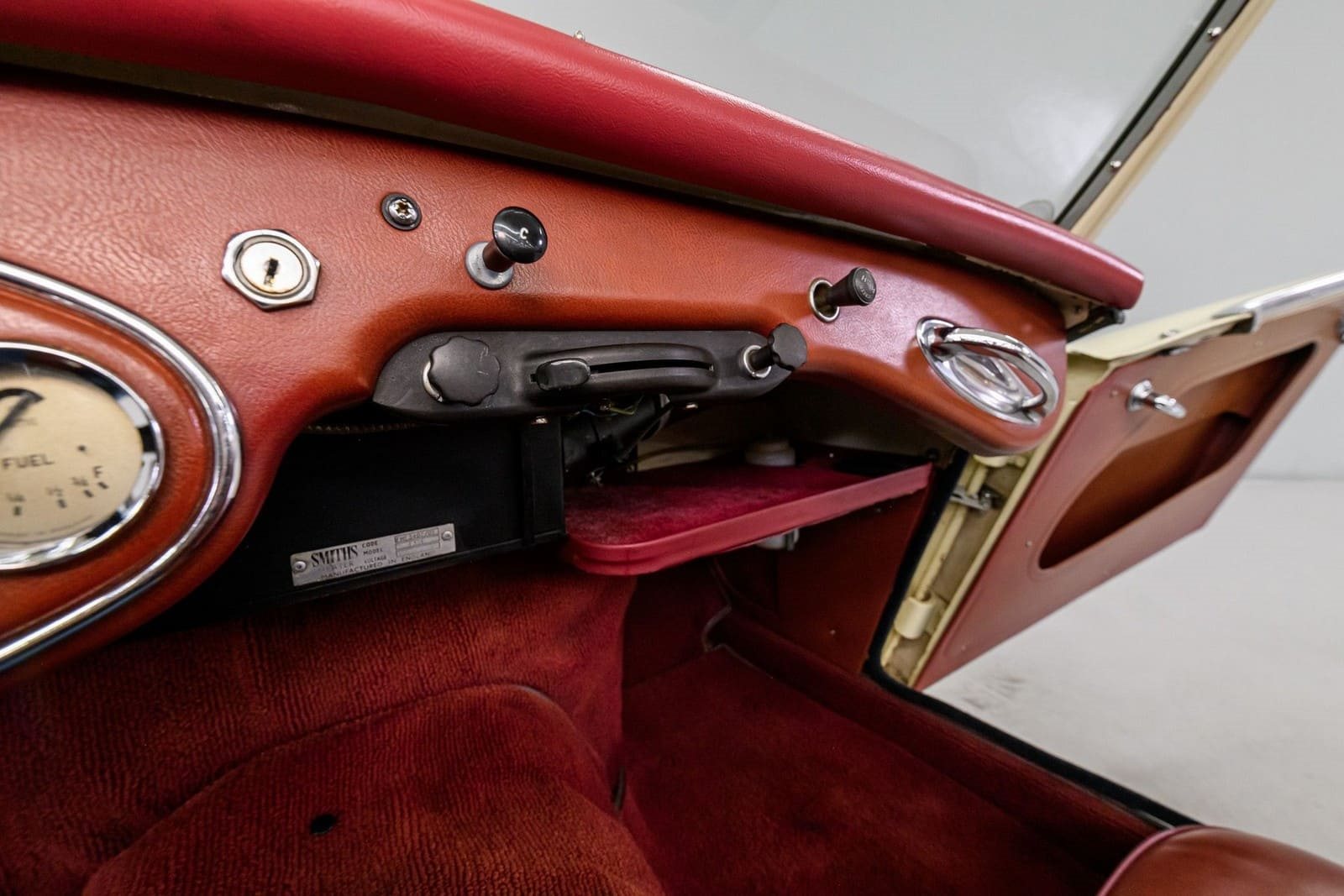 1960 - AUSTIN-HEALEY 3000 MK-I BT7 CREAM/RED, foto 20