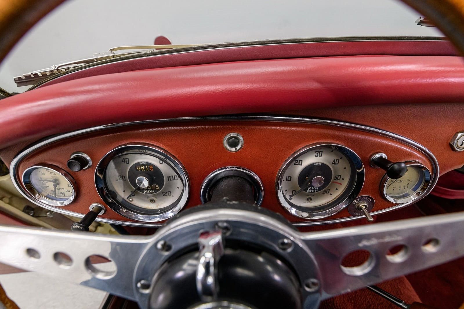 1960 - AUSTIN-HEALEY 3000 MK-I BT7 CREAM/RED, foto 21