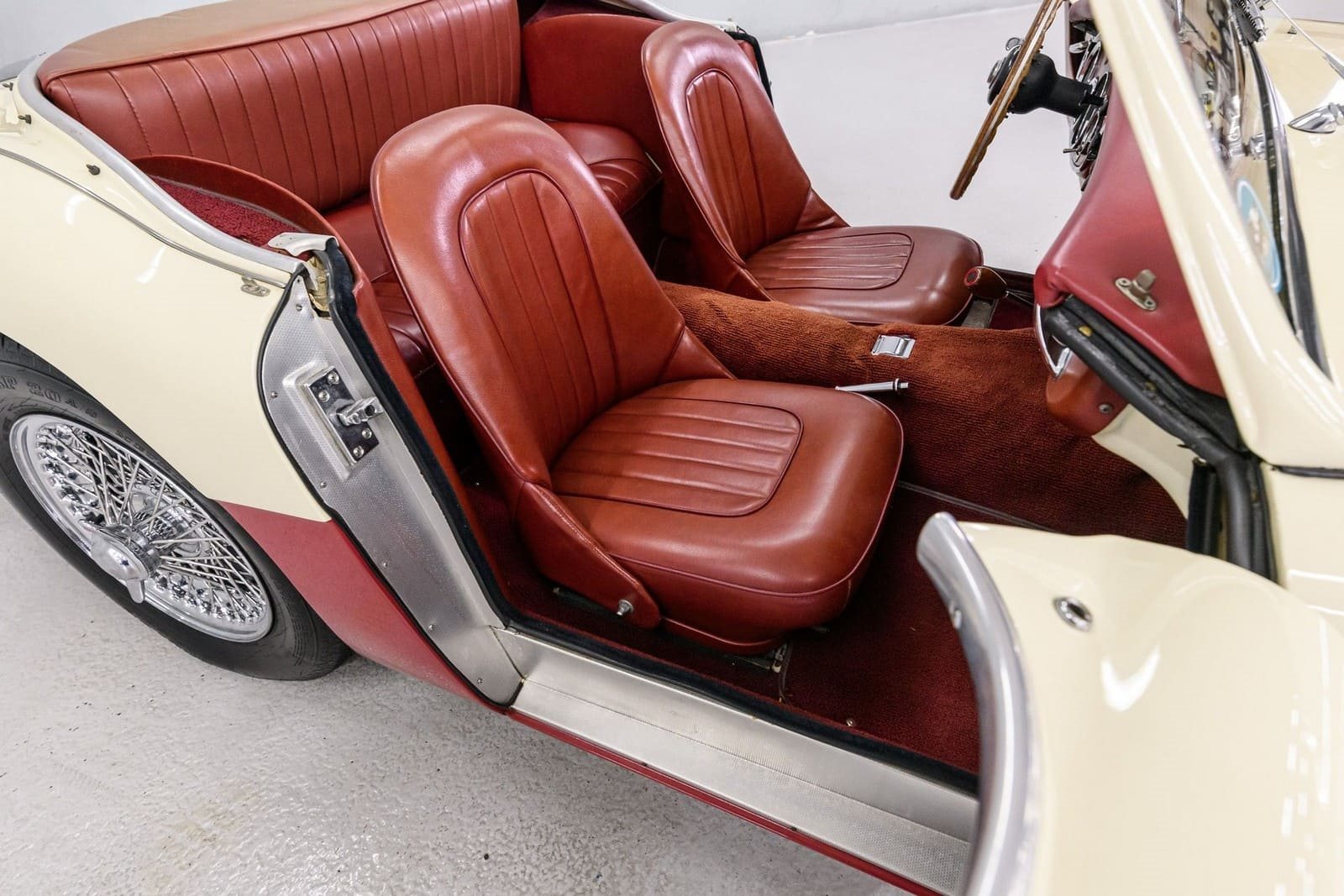 1960 - AUSTIN-HEALEY 3000 MK-I BT7 CREAM/RED, foto 50