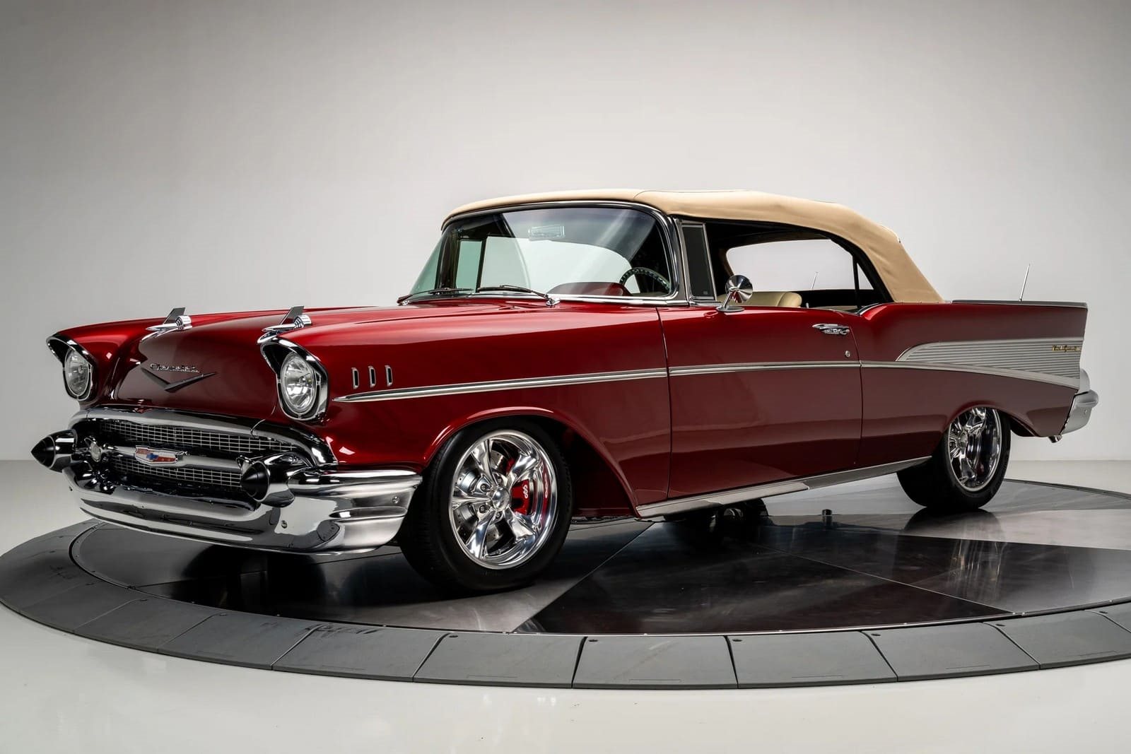 CHEVROLET BEL AIR CONVERTIBLE RESTOMOD, foto 1