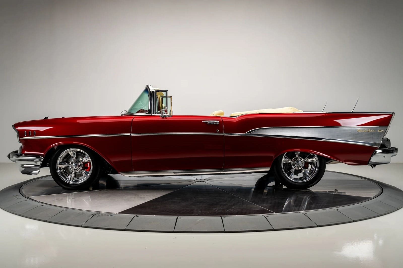 CHEVROLET BEL AIR CONVERTIBLE RESTOMOD, foto 15