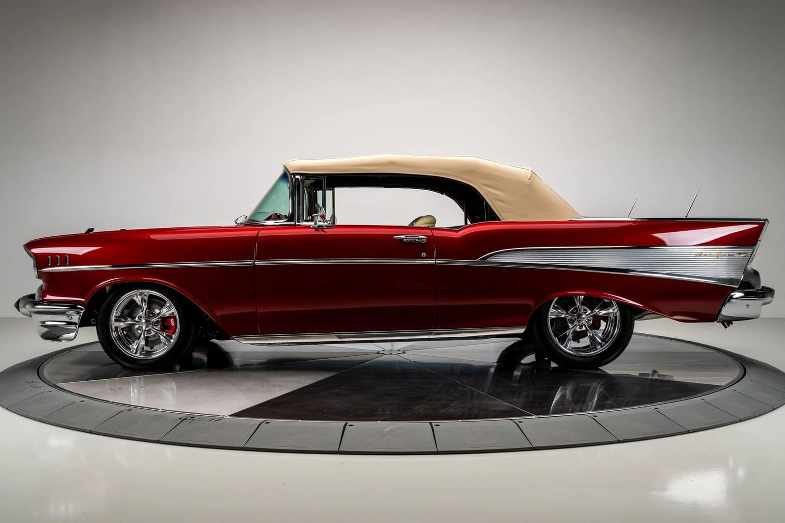 CHEVROLET BEL AIR CONVERTIBLE RESTOMOD, foto 16