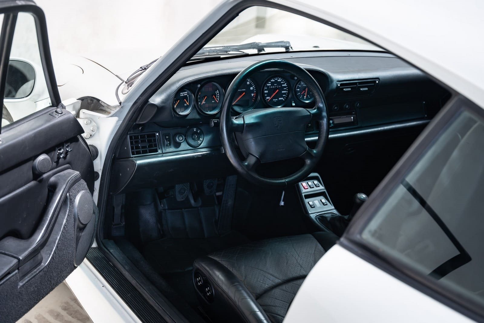 1996 - PORSCHE 911 CARRERA 4S GRAND PRIX WHITE, foto 6