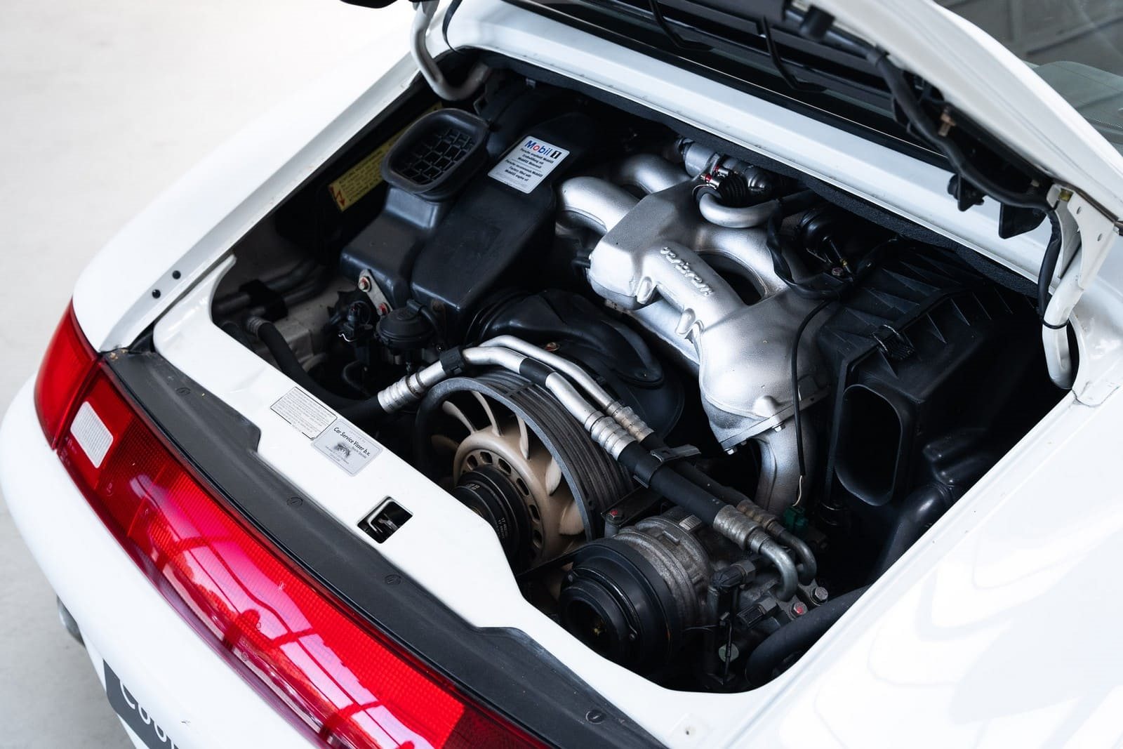 1996 - PORSCHE 911 CARRERA 4S GRAND PRIX WHITE, foto 28