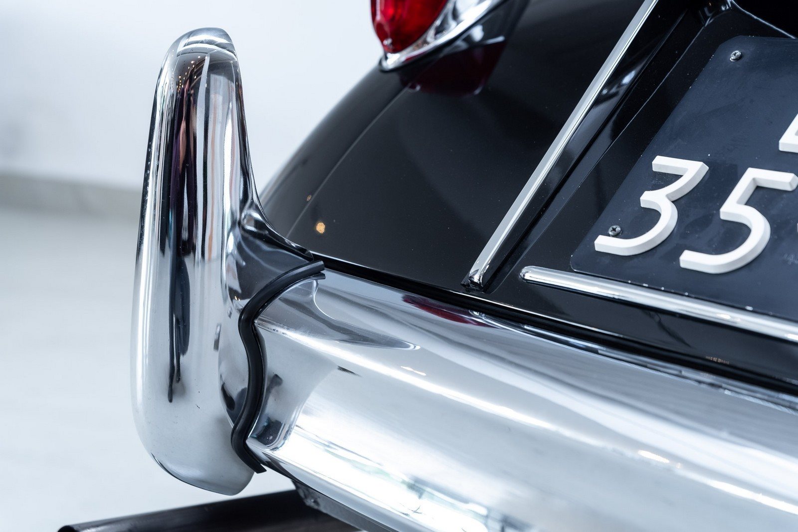 1957 - JAGUAR XK150 ROADSTER BLACK, foto 16