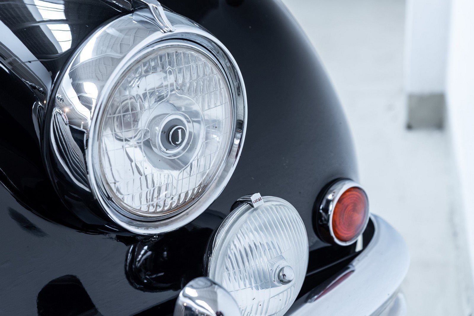 1957 - JAGUAR XK150 ROADSTER BLACK, foto 26
