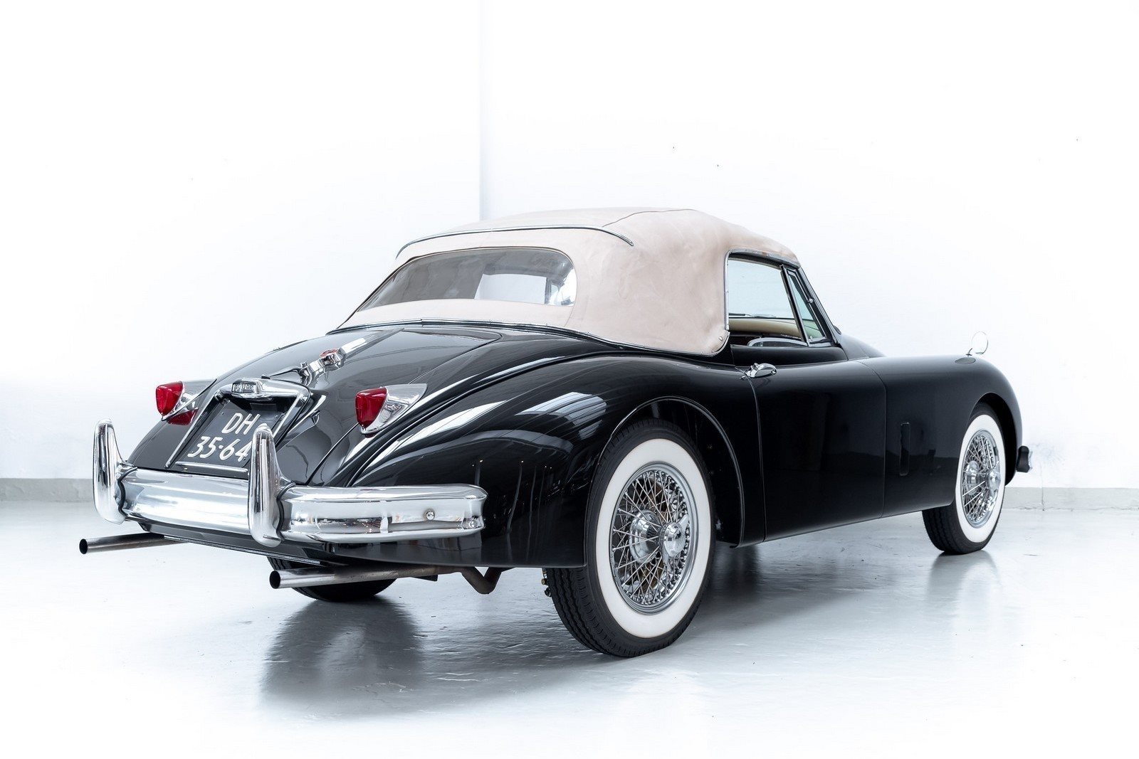 1957 - JAGUAR XK150 ROADSTER BLACK, foto 33