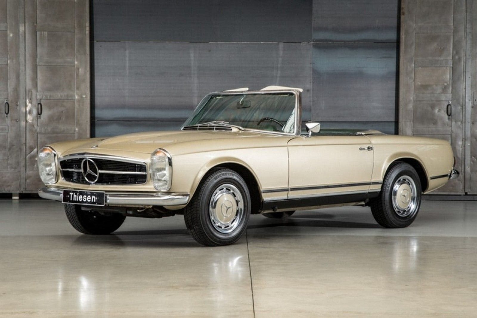 1971 - MERCEDES-BENZ 280 SL SAND BEIGE, foto 1