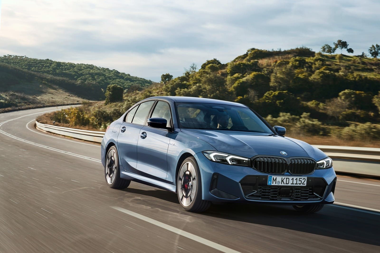 2025 - BMW 330e M SPORT, foto 1