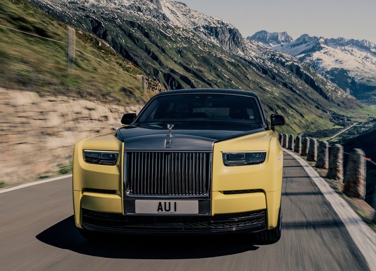 2024 - ROLLS-ROYCE PHANTOM EXTENDED GOLDFINGER, foto 12