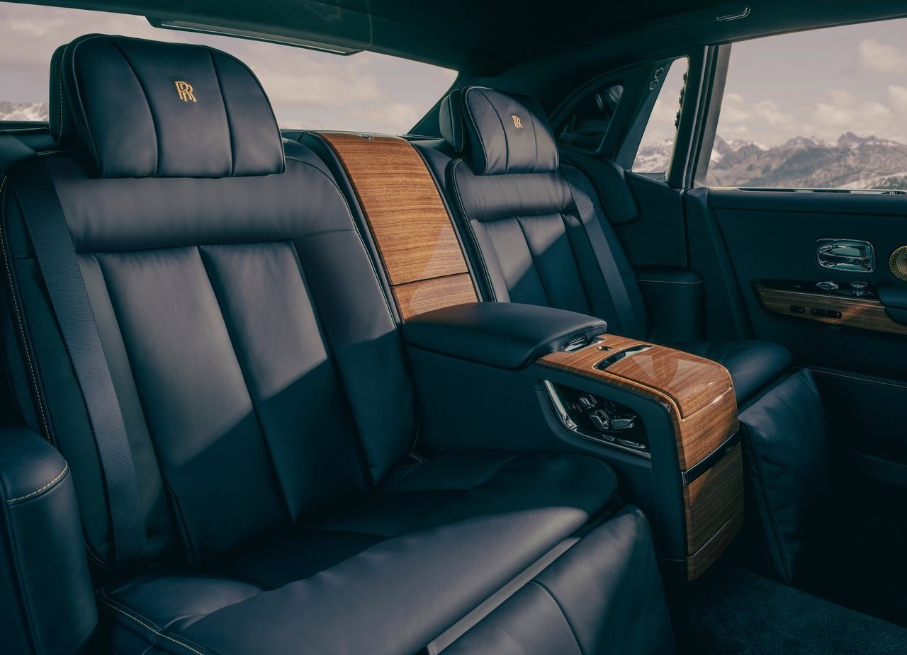 2024 - ROLLS-ROYCE PHANTOM EXTENDED GOLDFINGER, foto 17