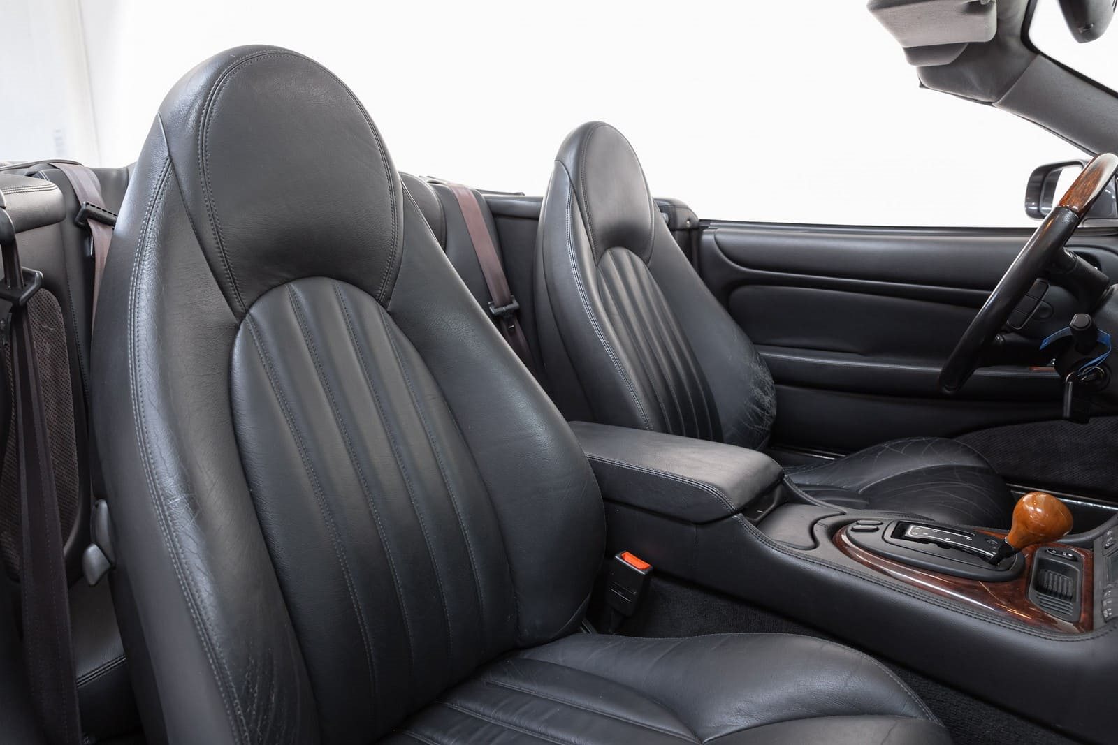 1999 - JAGUAR XK8 CONVERTIBLE, foto 24