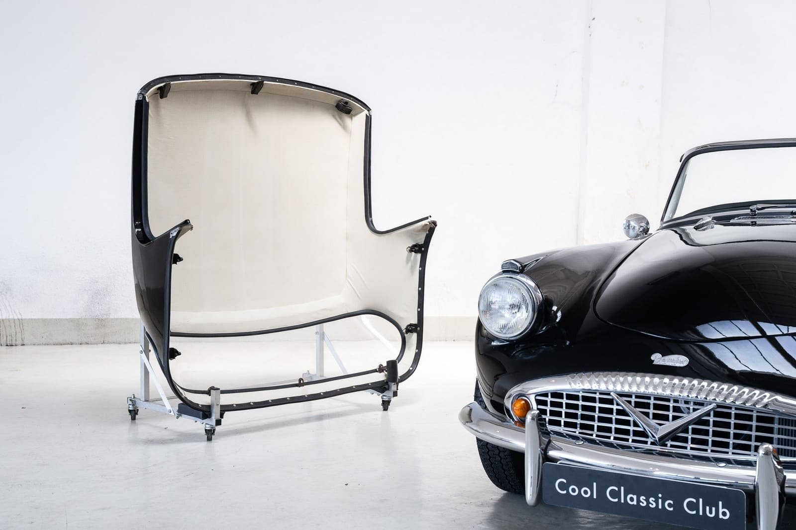 1961 - DAIMLER DART SP250 BLACK, foto 3