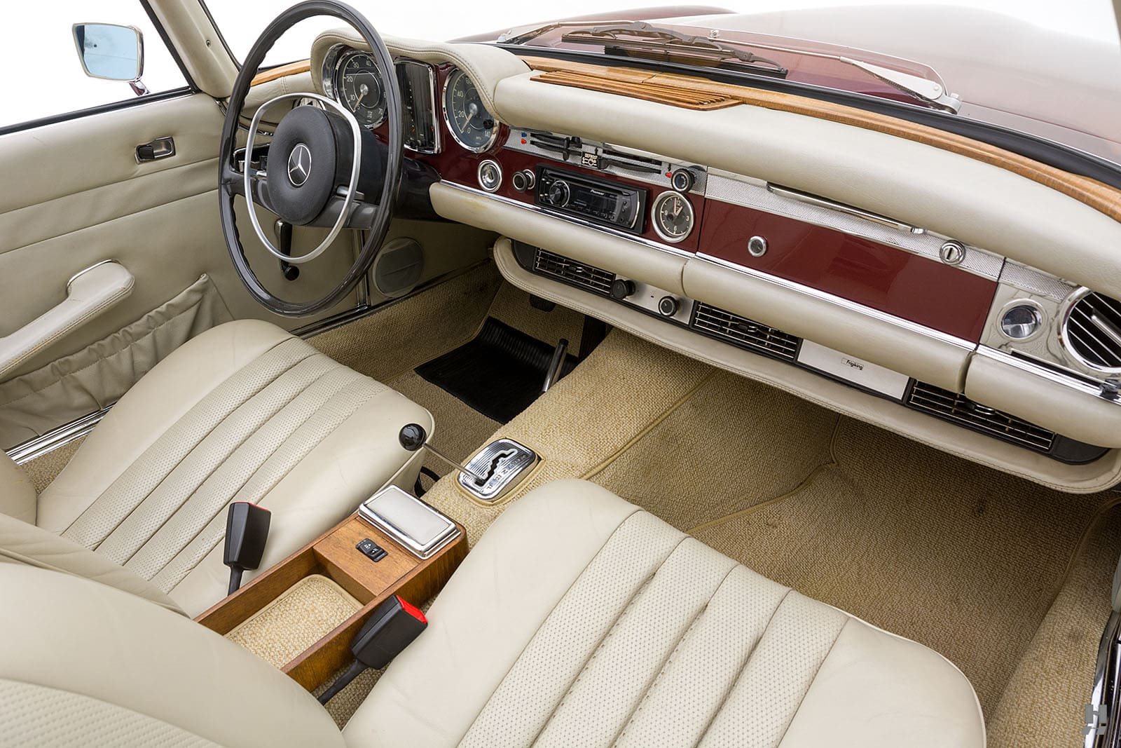 1970 - MERCEDES-BENZ 280 SL BURGUNDY RED, foto 10