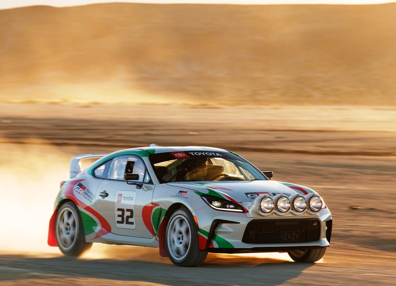 TOYOTA GR86 RALLY LEGACY CONCEPT, foto 6