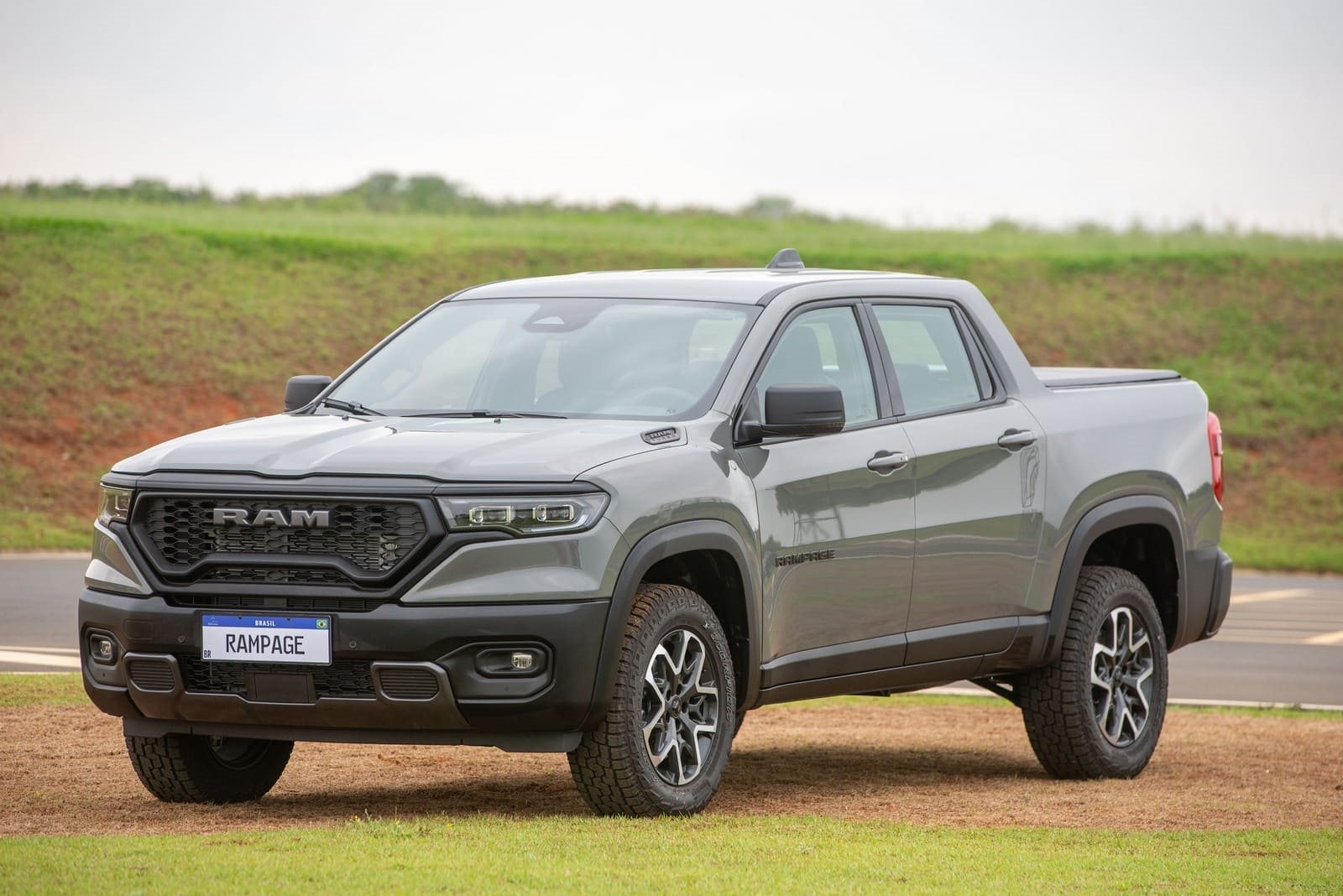 2025 - RAM RAMPAGE REBEL, foto 1