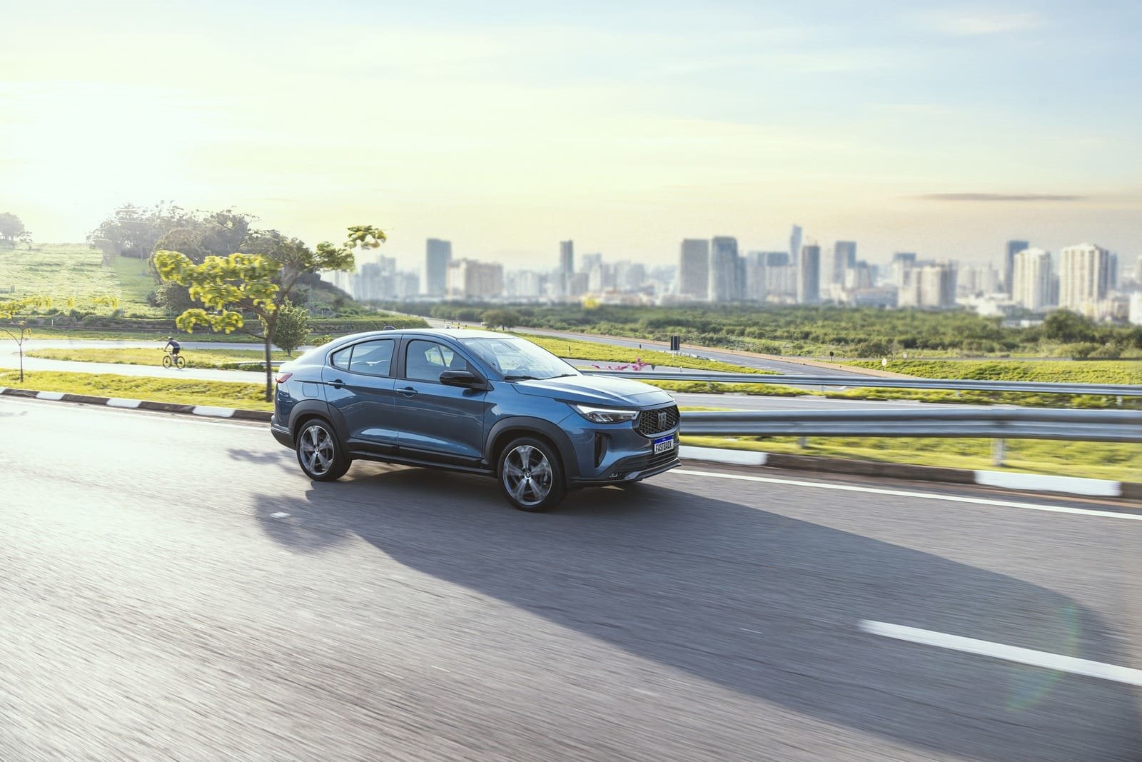 FIAT FASTBACK HYBRID, foto 11