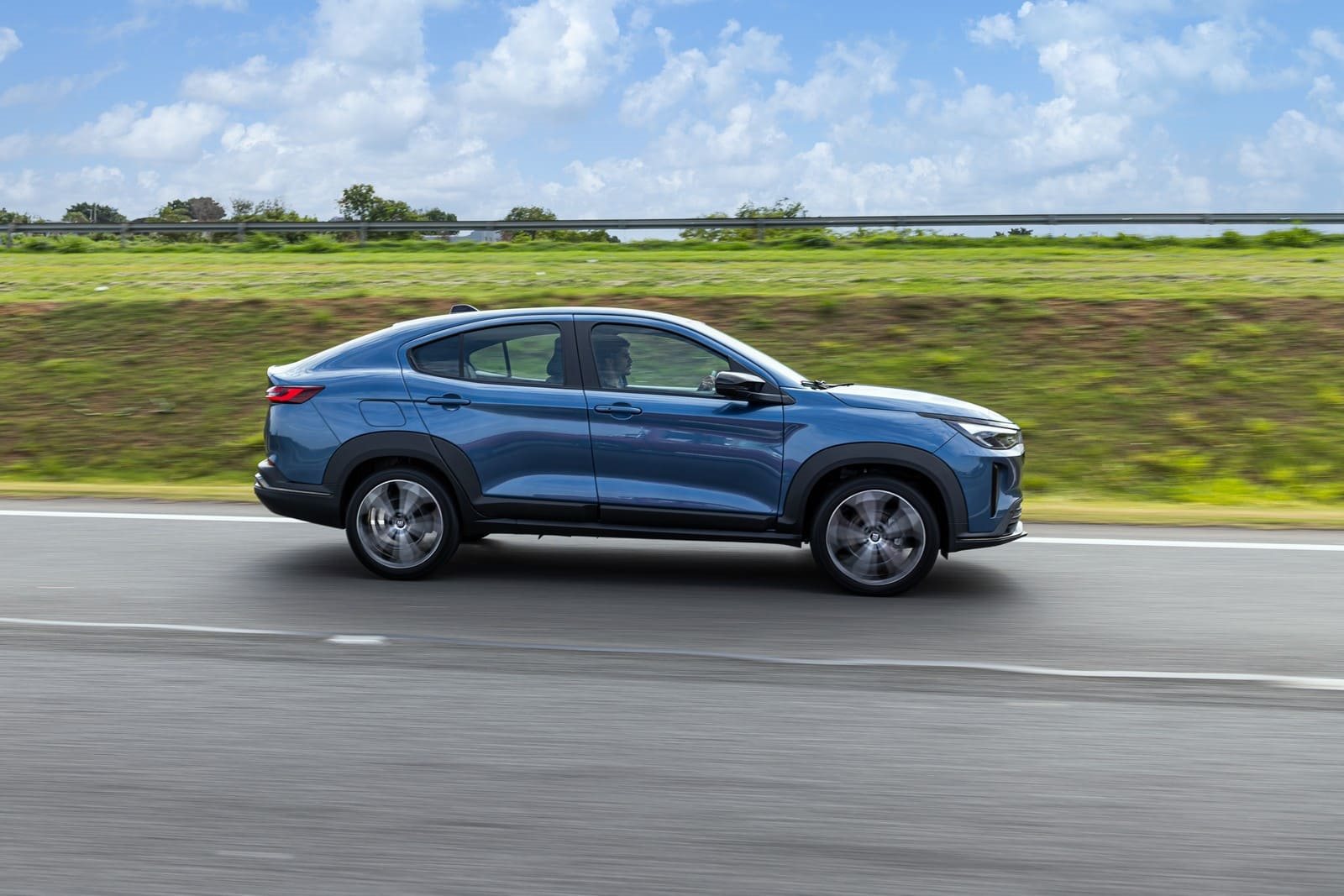 FIAT FASTBACK HYBRID, foto 16