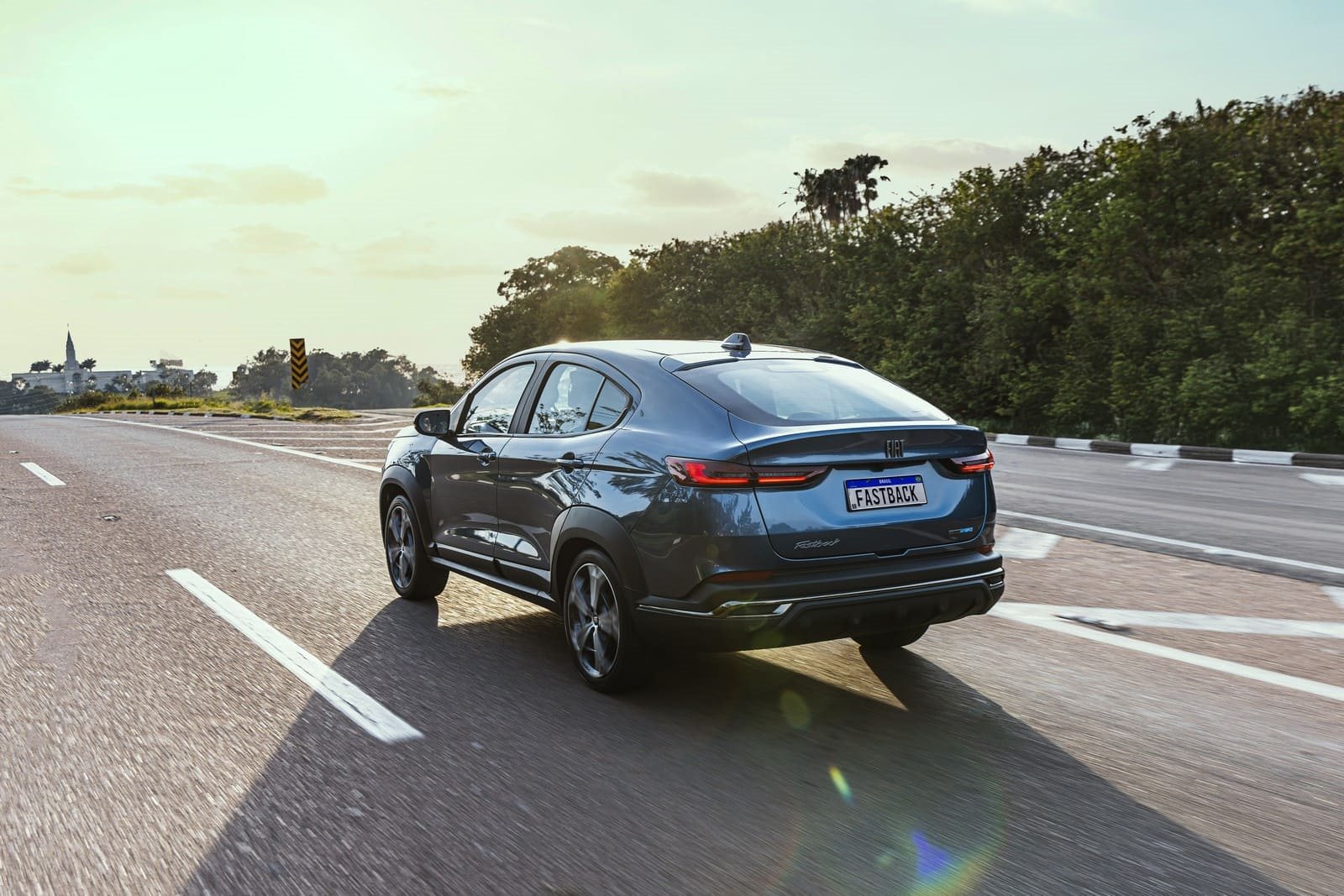 FIAT FASTBACK HYBRID, foto 18