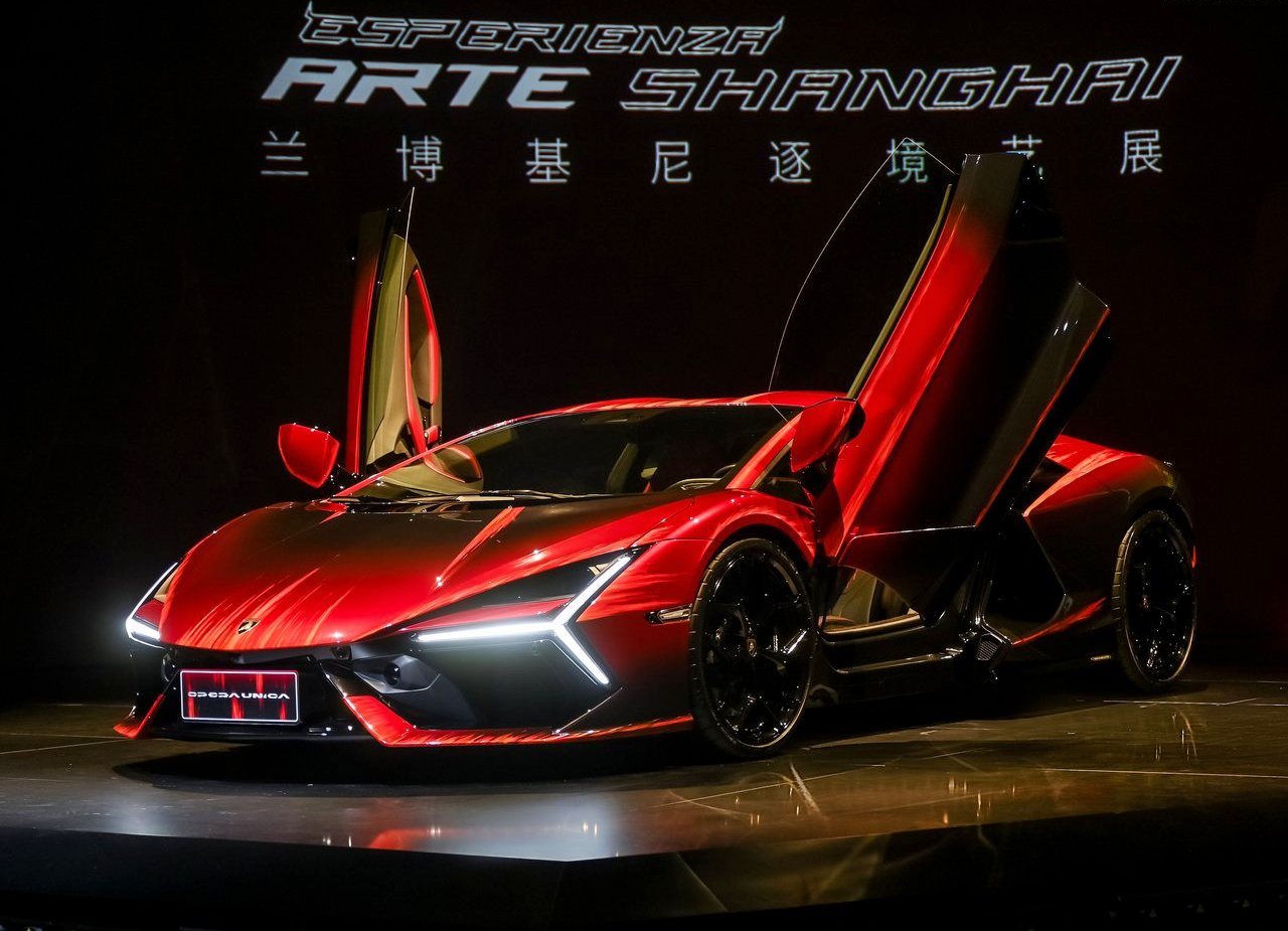2024 - LAMBORGHINI REVUELTO OPERA UNICA SHANGHAI, foto 1